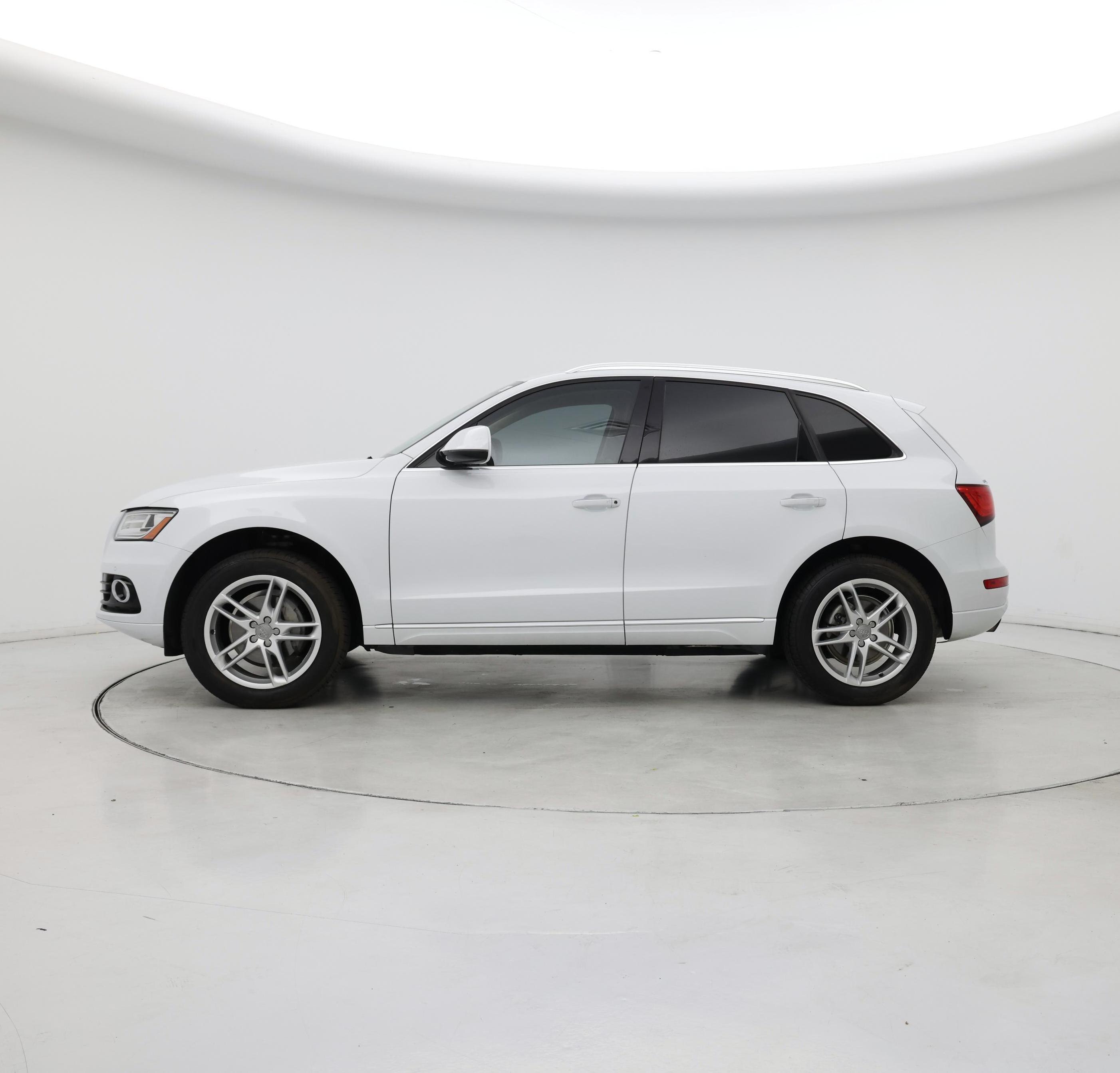 Thumbnail: 2016 Audi Q5 - 3