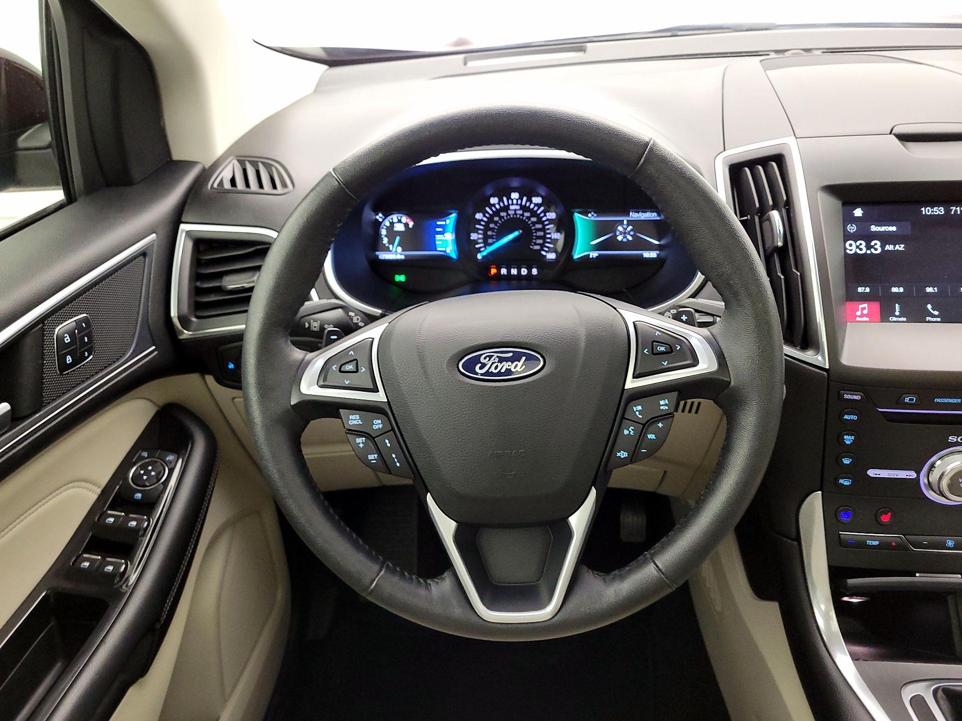 Thumbnail: 2018 Ford Edge - 10
