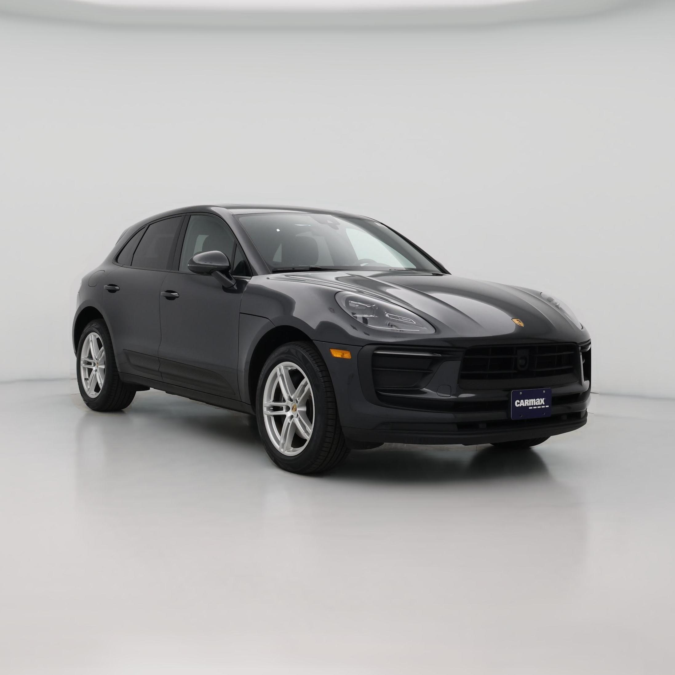 Thumbnail: 2022 Porsche Macan - 1