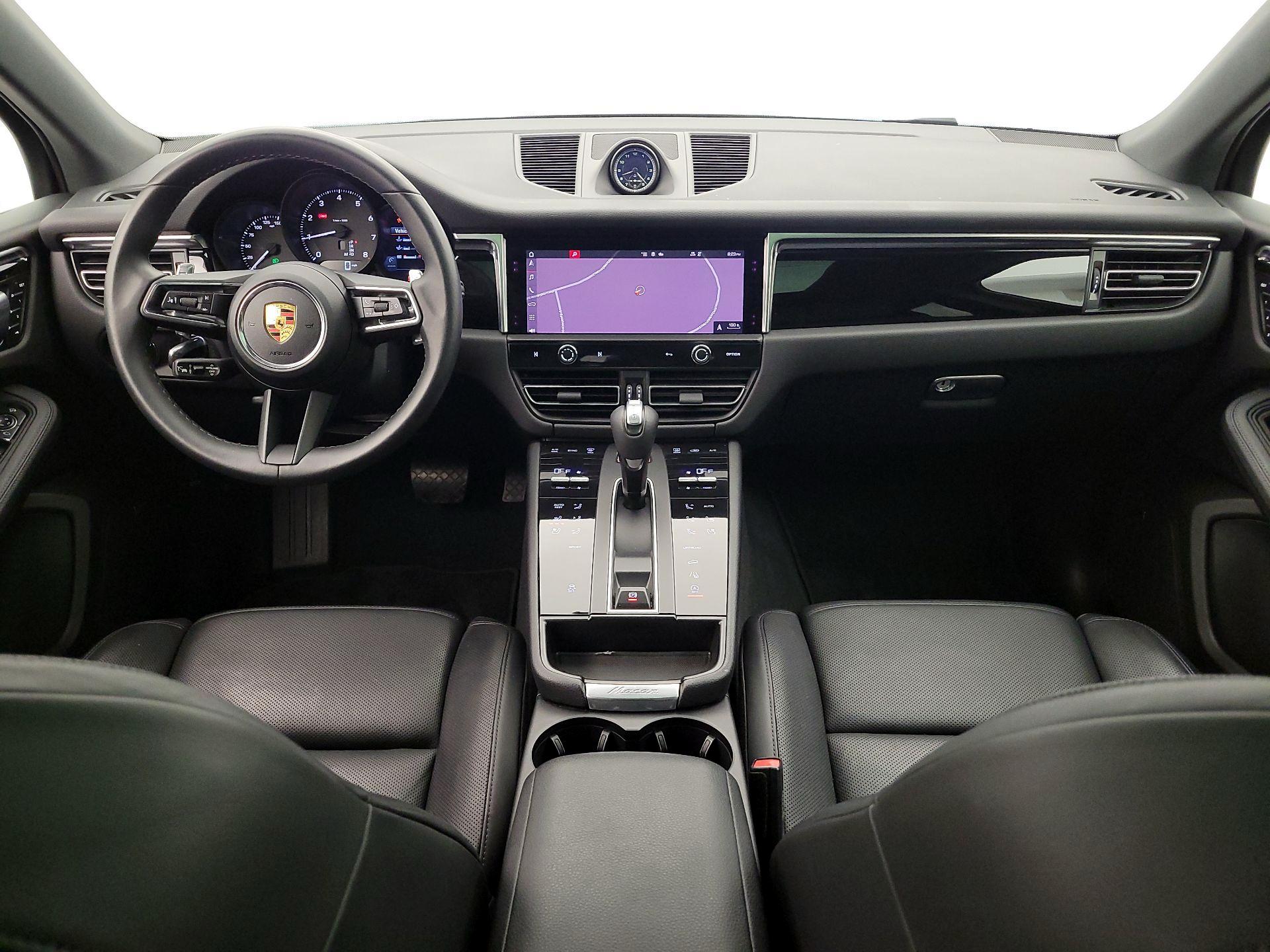Thumbnail: 2022 Porsche Macan - 9