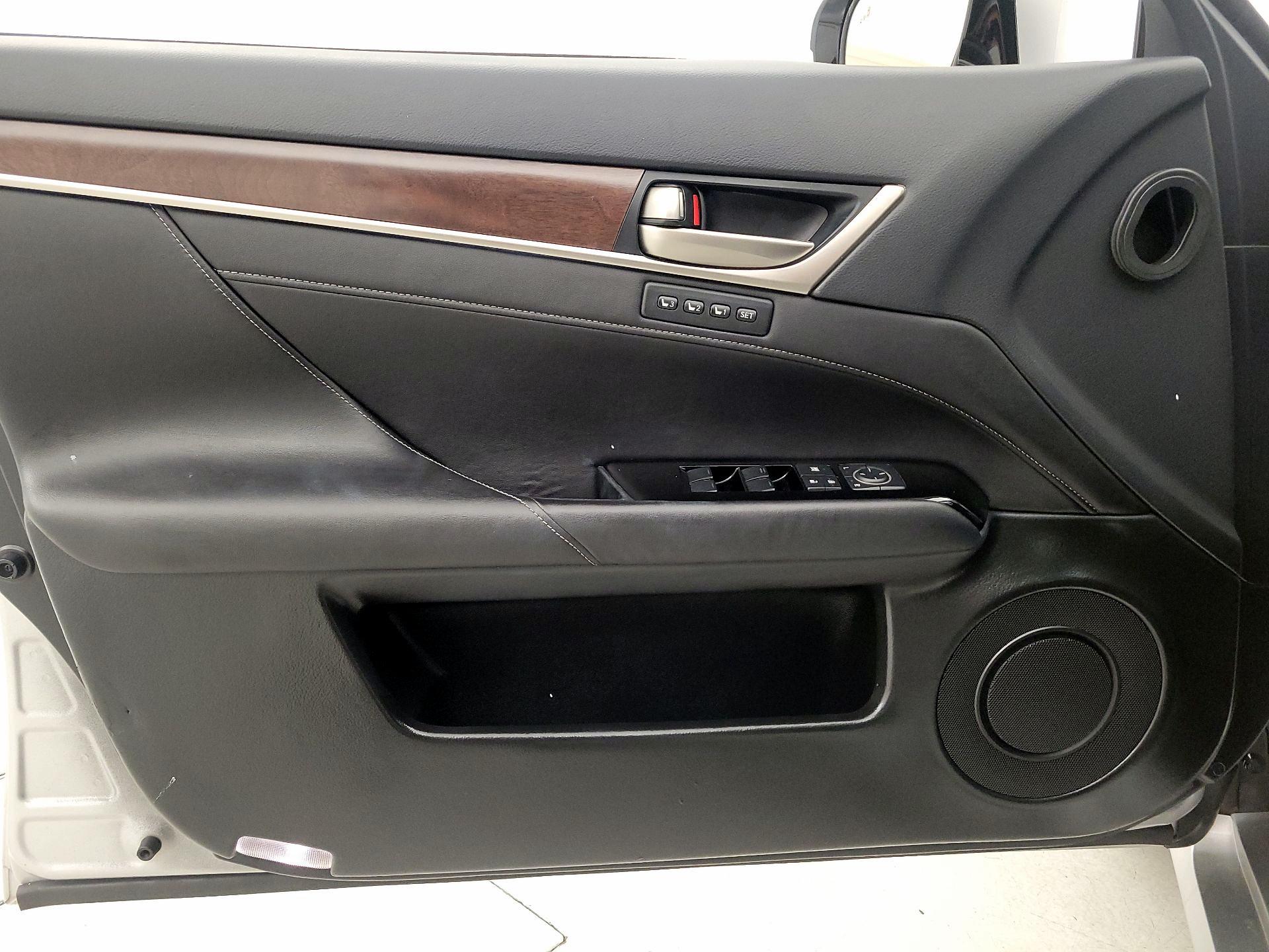Thumbnail: 2013 Lexus GS - 12