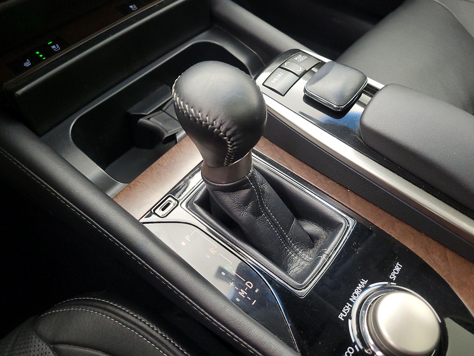 Thumbnail: 2013 Lexus GS - 18