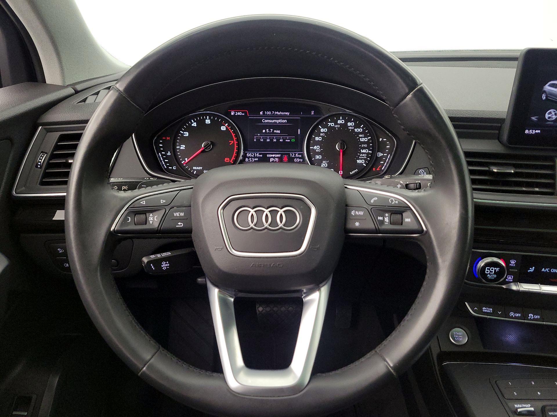 Thumbnail: 2020 Audi Q5 - 10