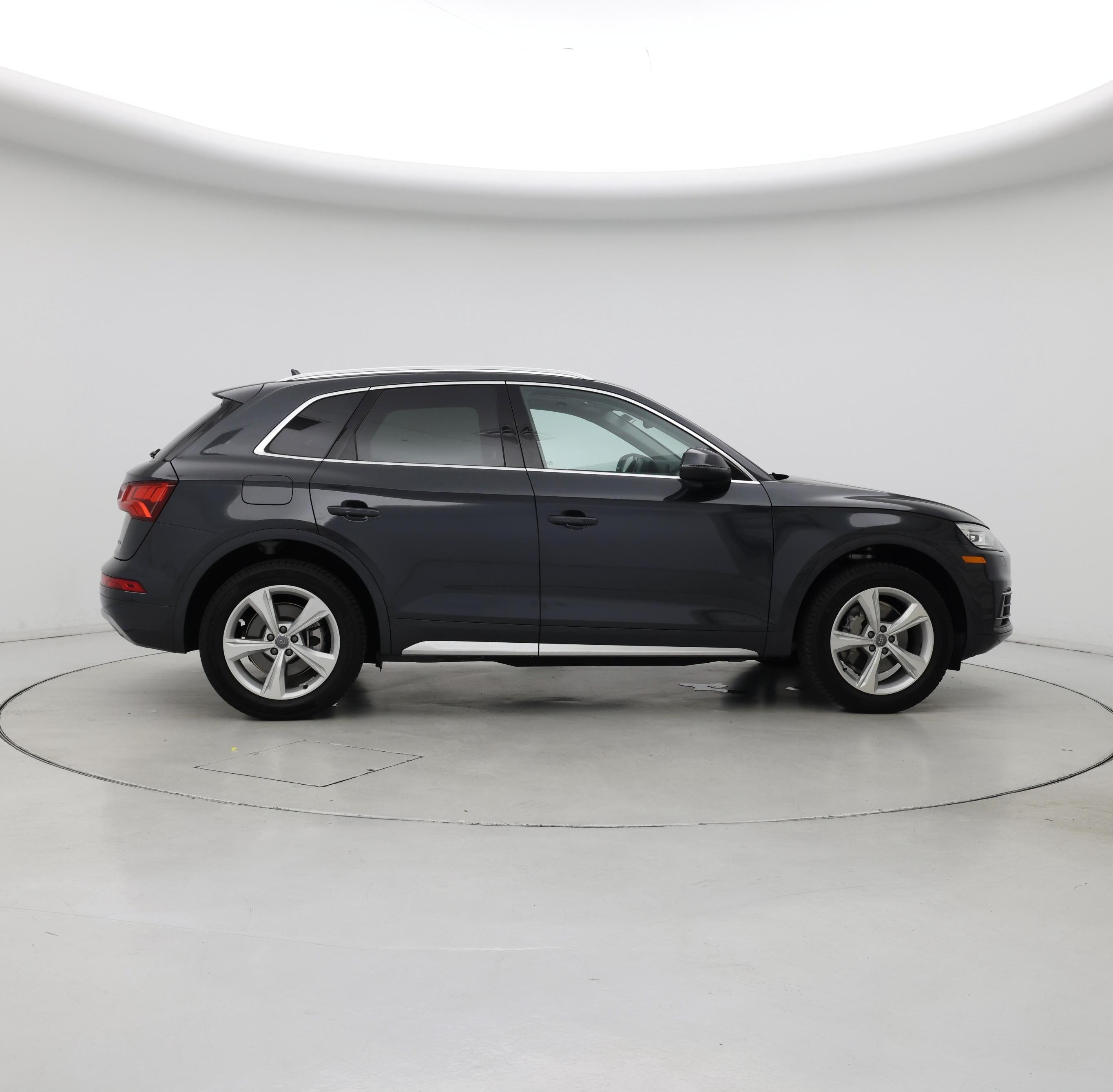 Thumbnail: 2020 Audi Q5 - 7