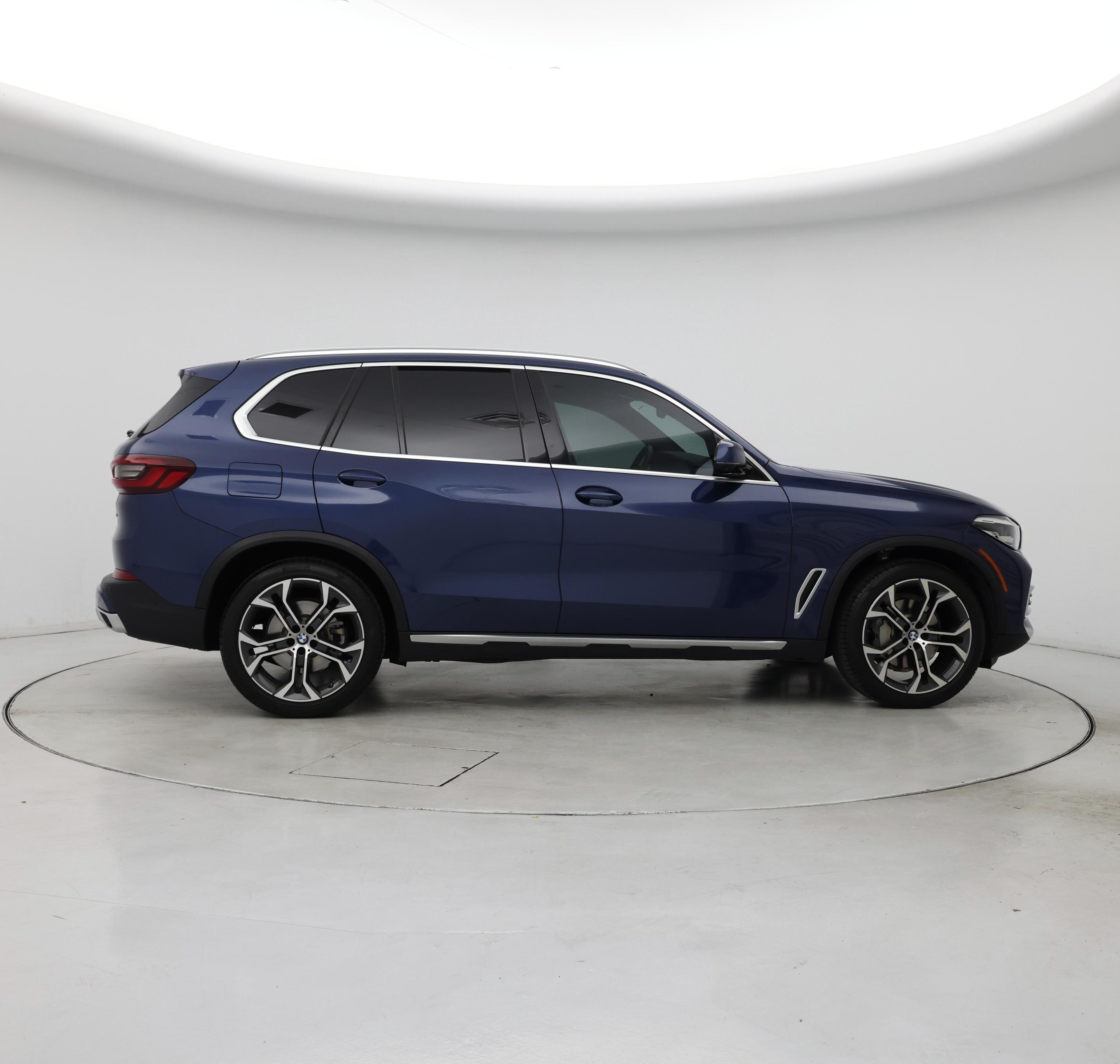 Thumbnail: 2022 BMW X5 - 7