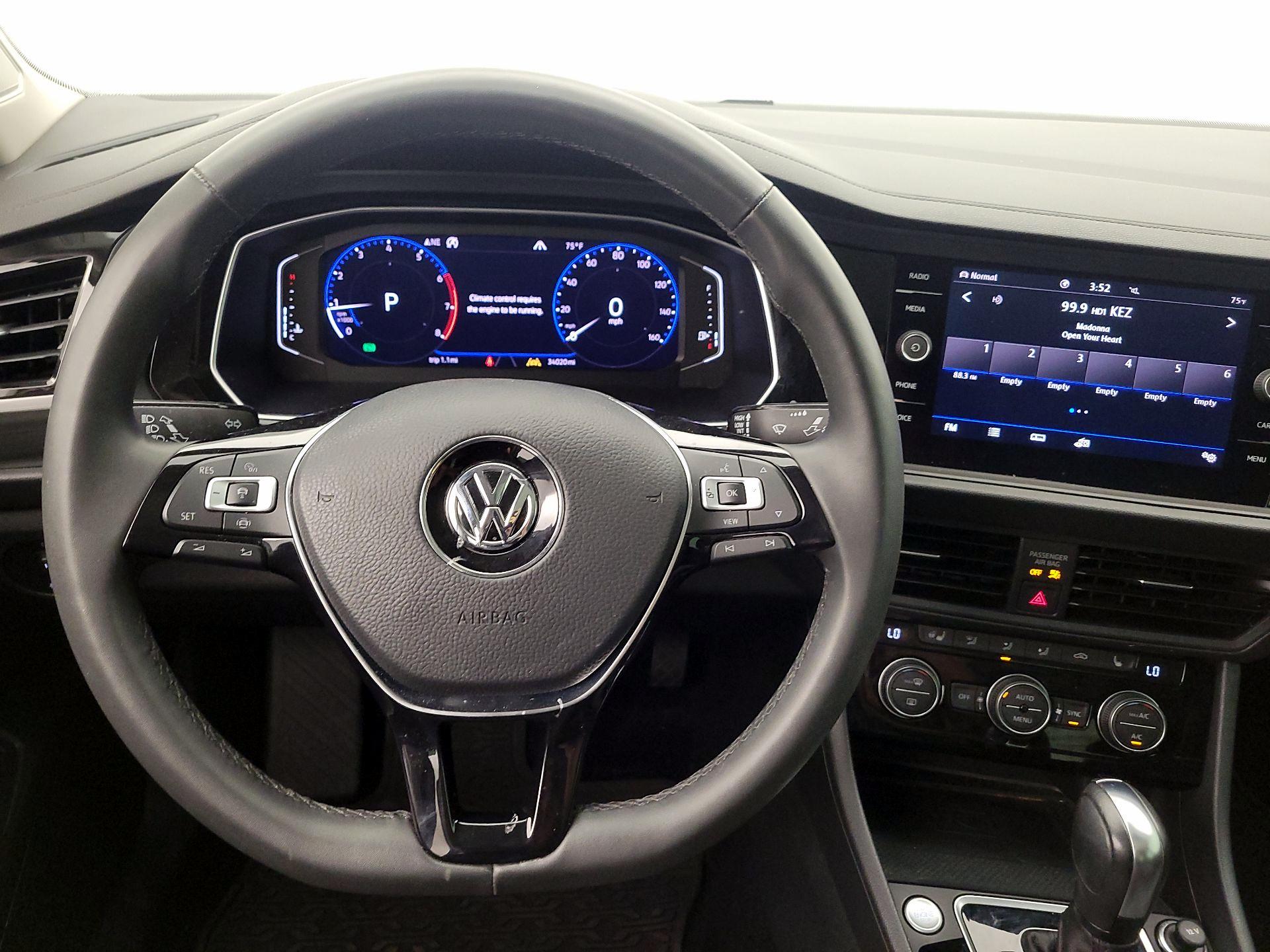 Thumbnail: 2020 Volkswagen Jetta - 10
