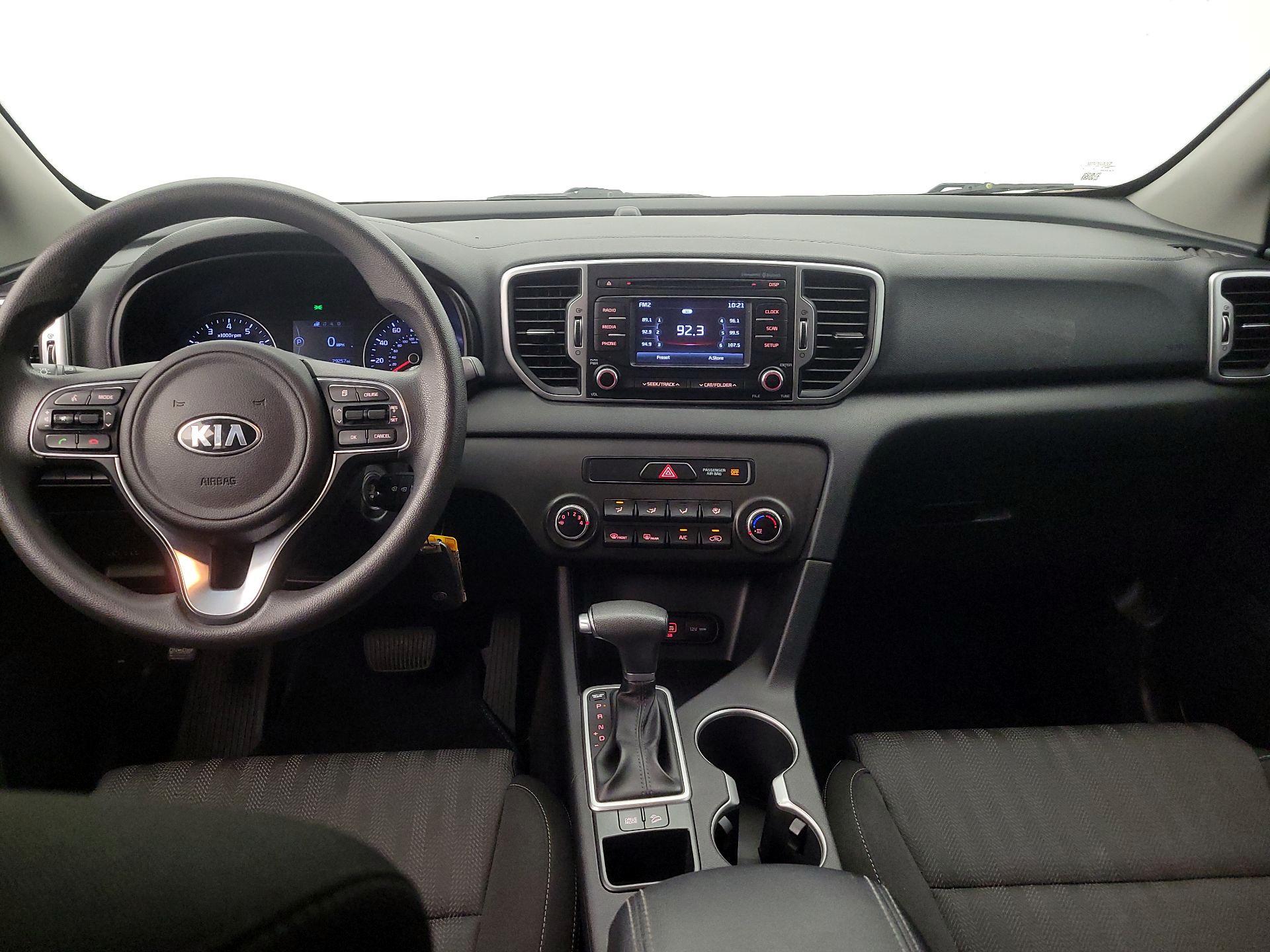 Thumbnail: 2017 Kia Sportage - 9
