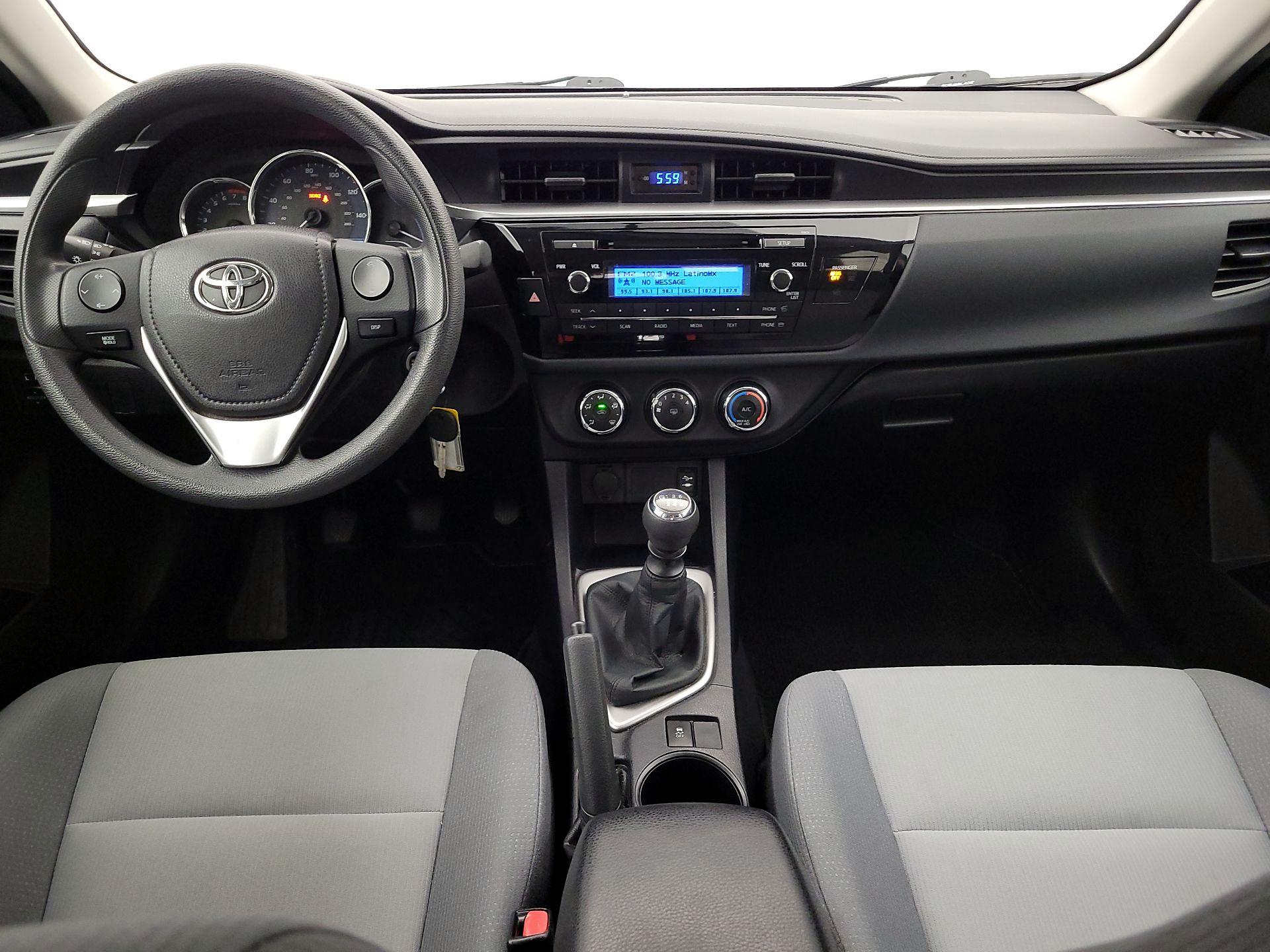 Thumbnail: 2015 Toyota Corolla - 9