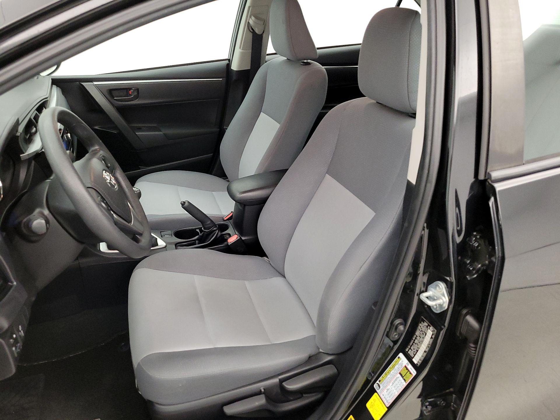 Thumbnail: 2015 Toyota Corolla - 11