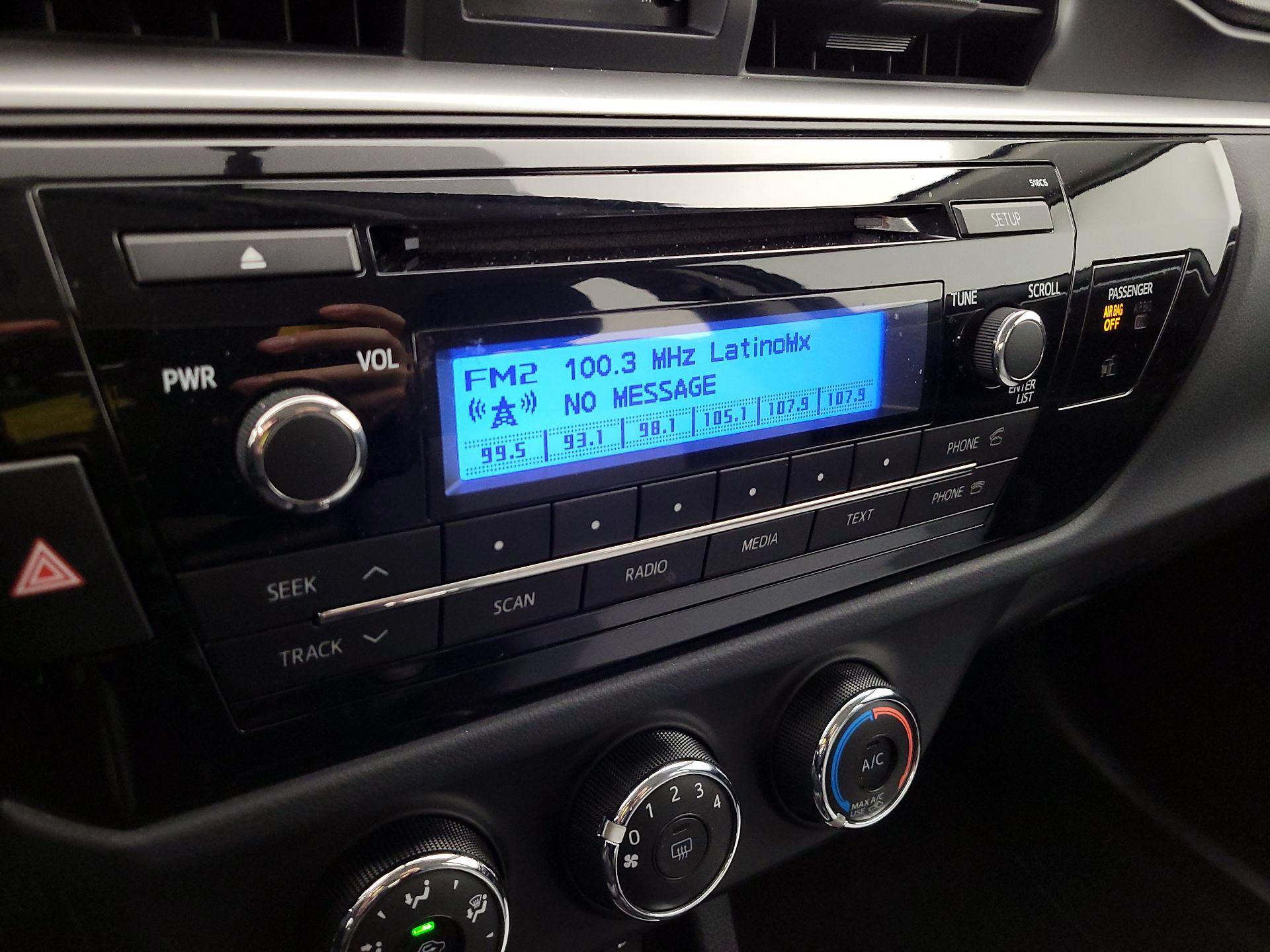 Thumbnail: 2015 Toyota Corolla - 14