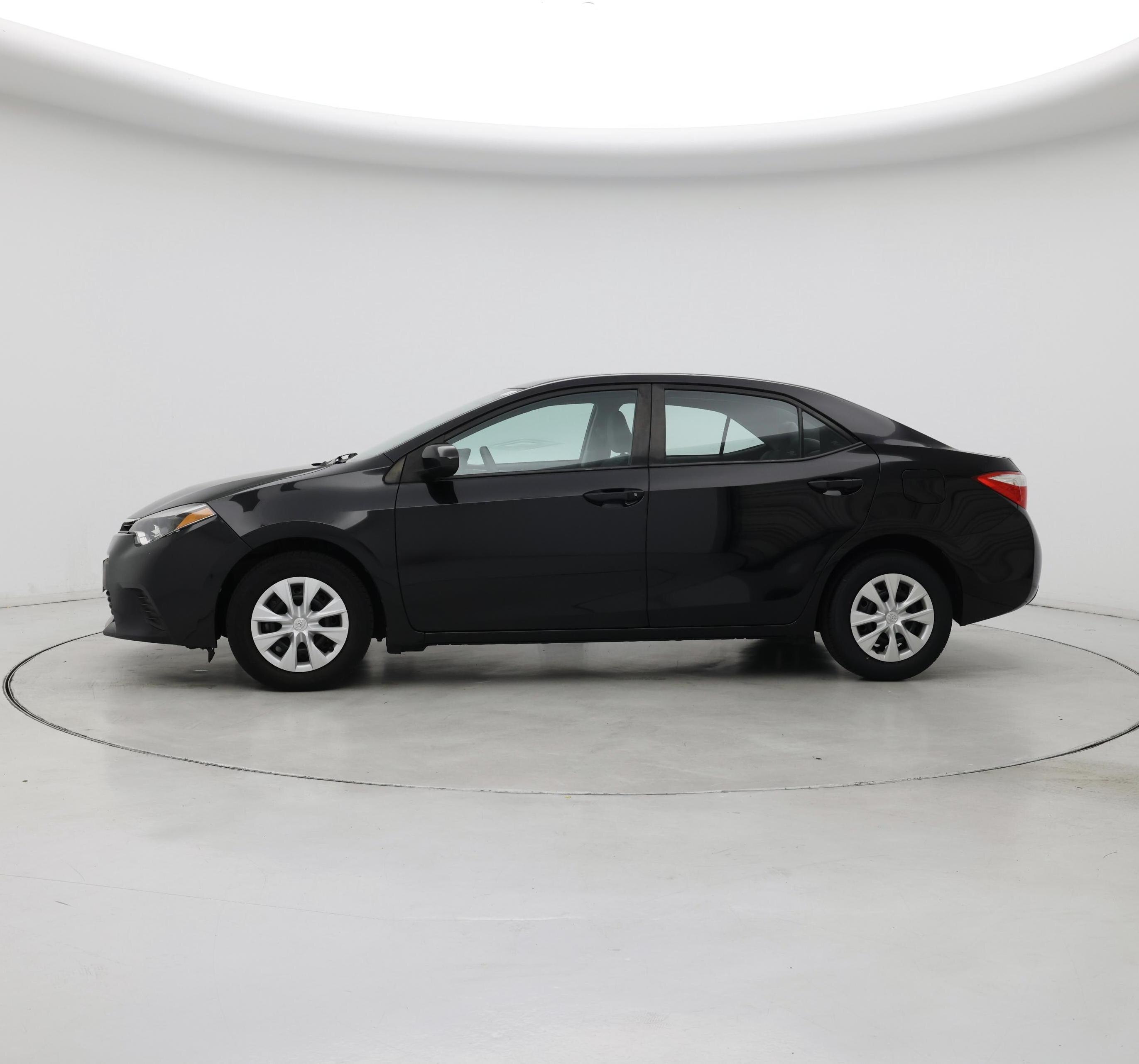 Thumbnail: 2015 Toyota Corolla - 3