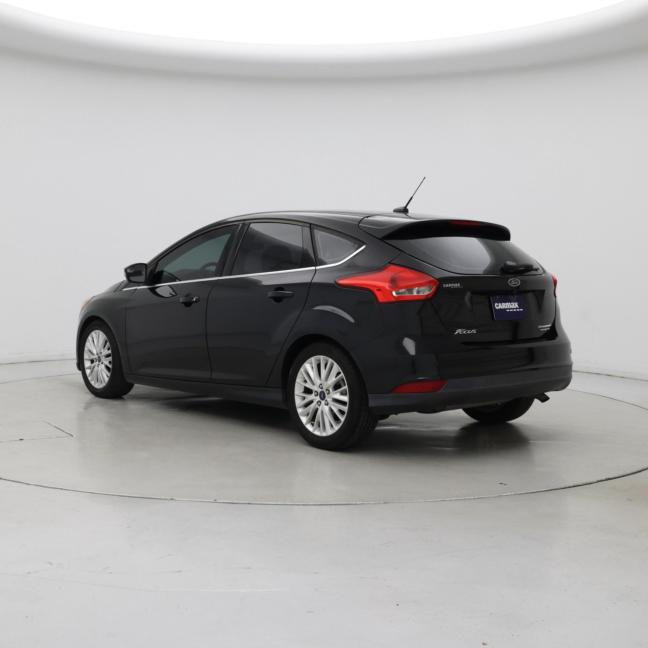 Thumbnail: 2015 Ford Focus - 2