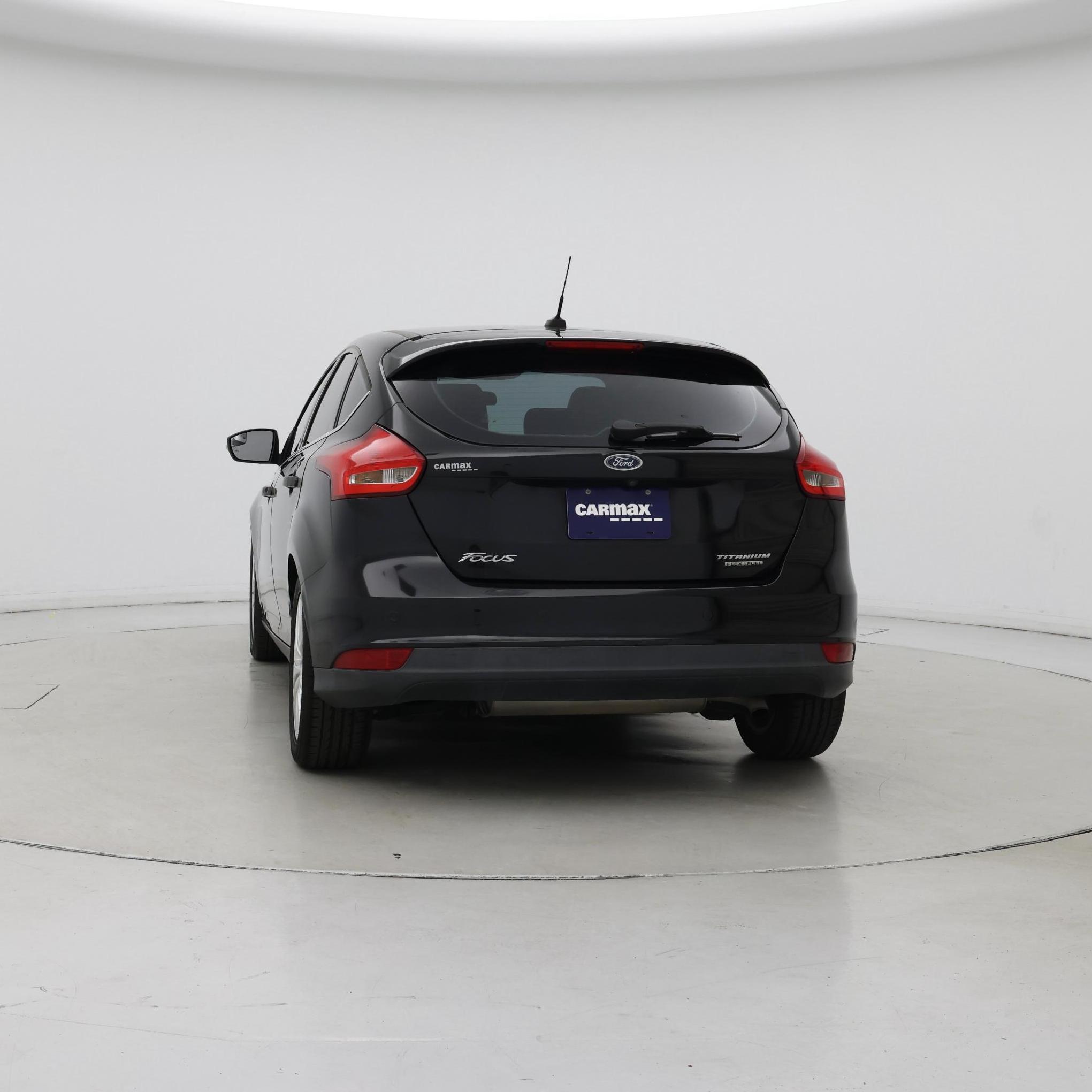 Thumbnail: 2015 Ford Focus - 6
