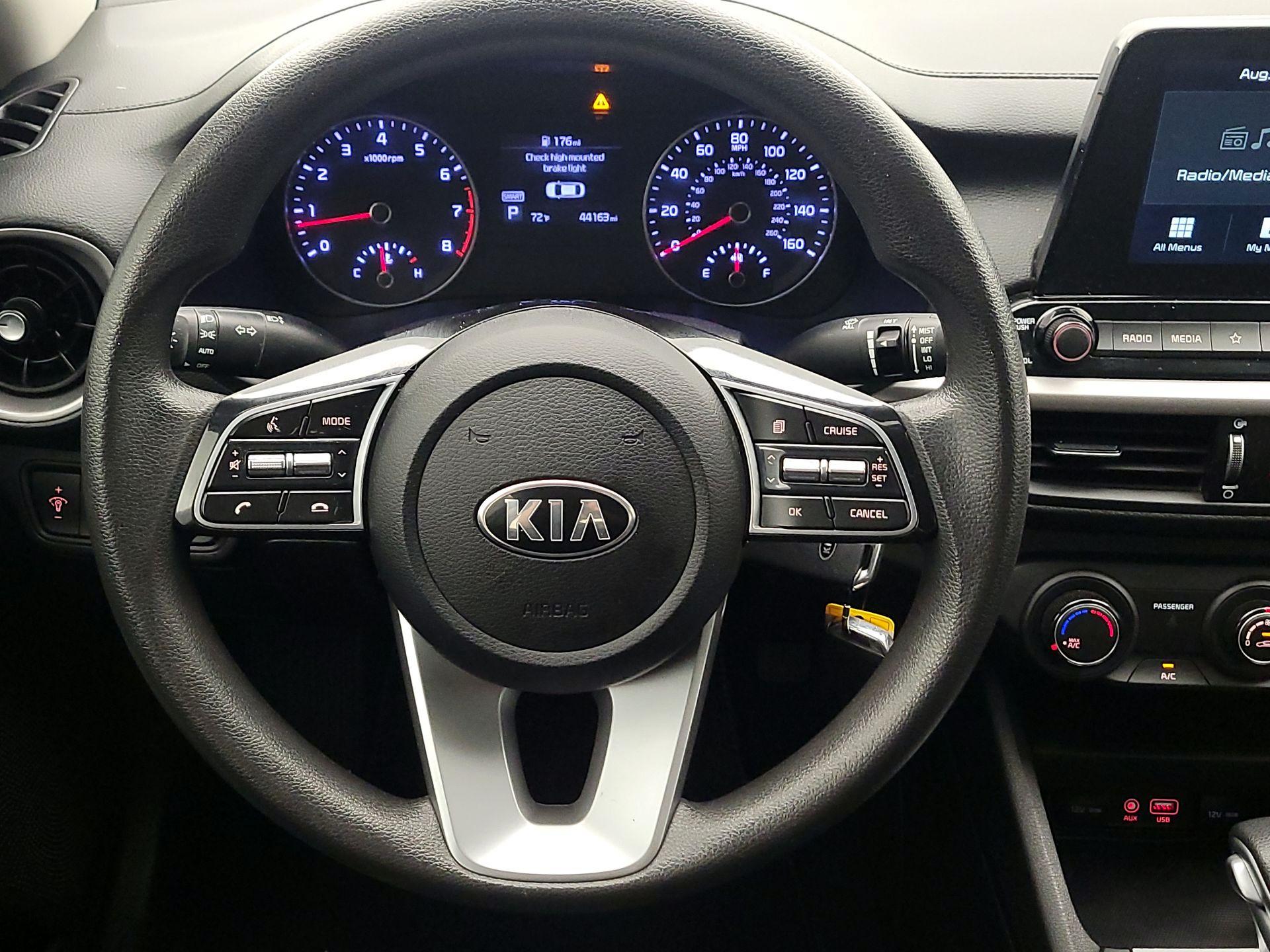 Thumbnail: 2021 Kia Forte - 10