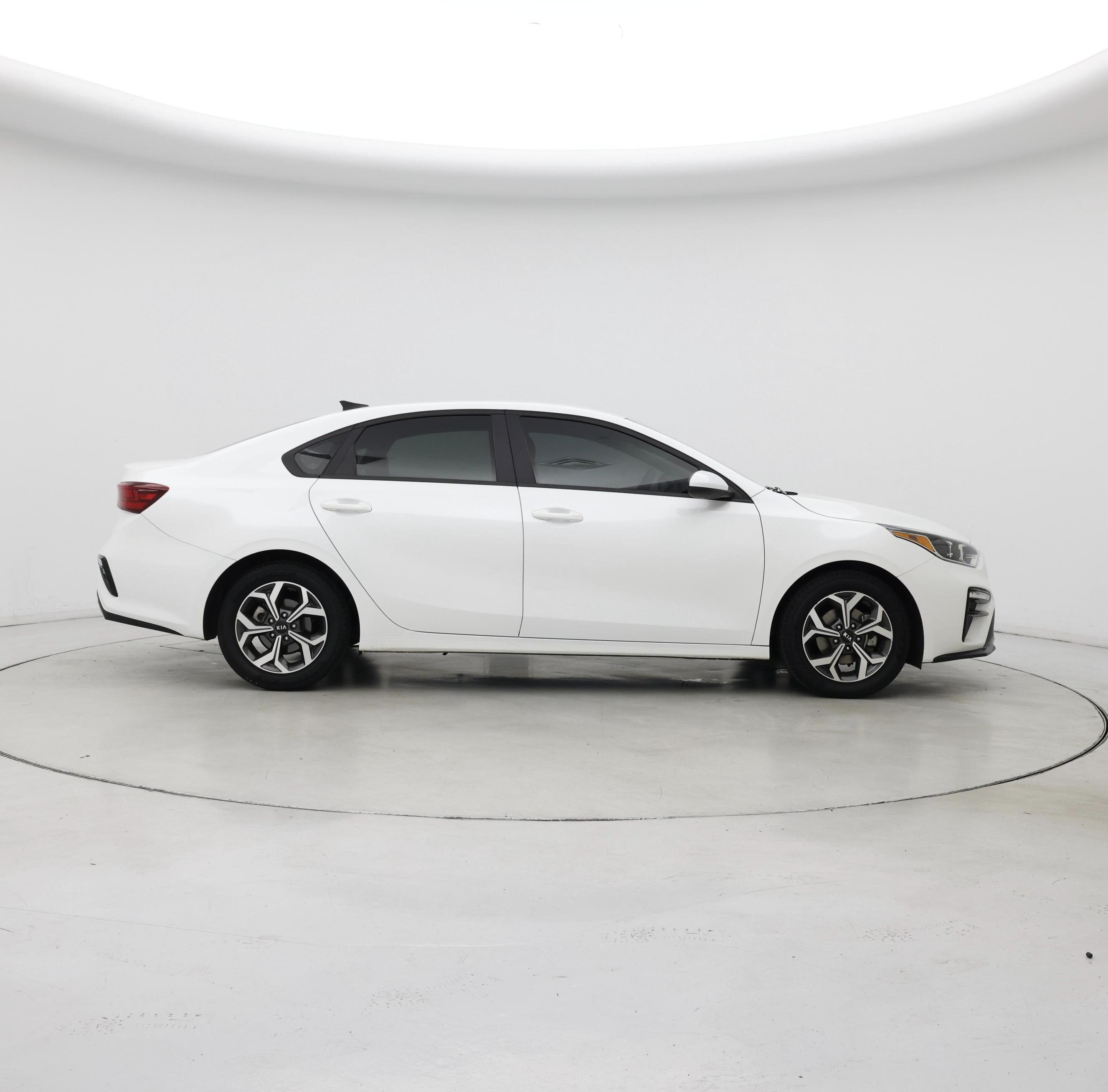 Thumbnail: 2021 Kia Forte - 7