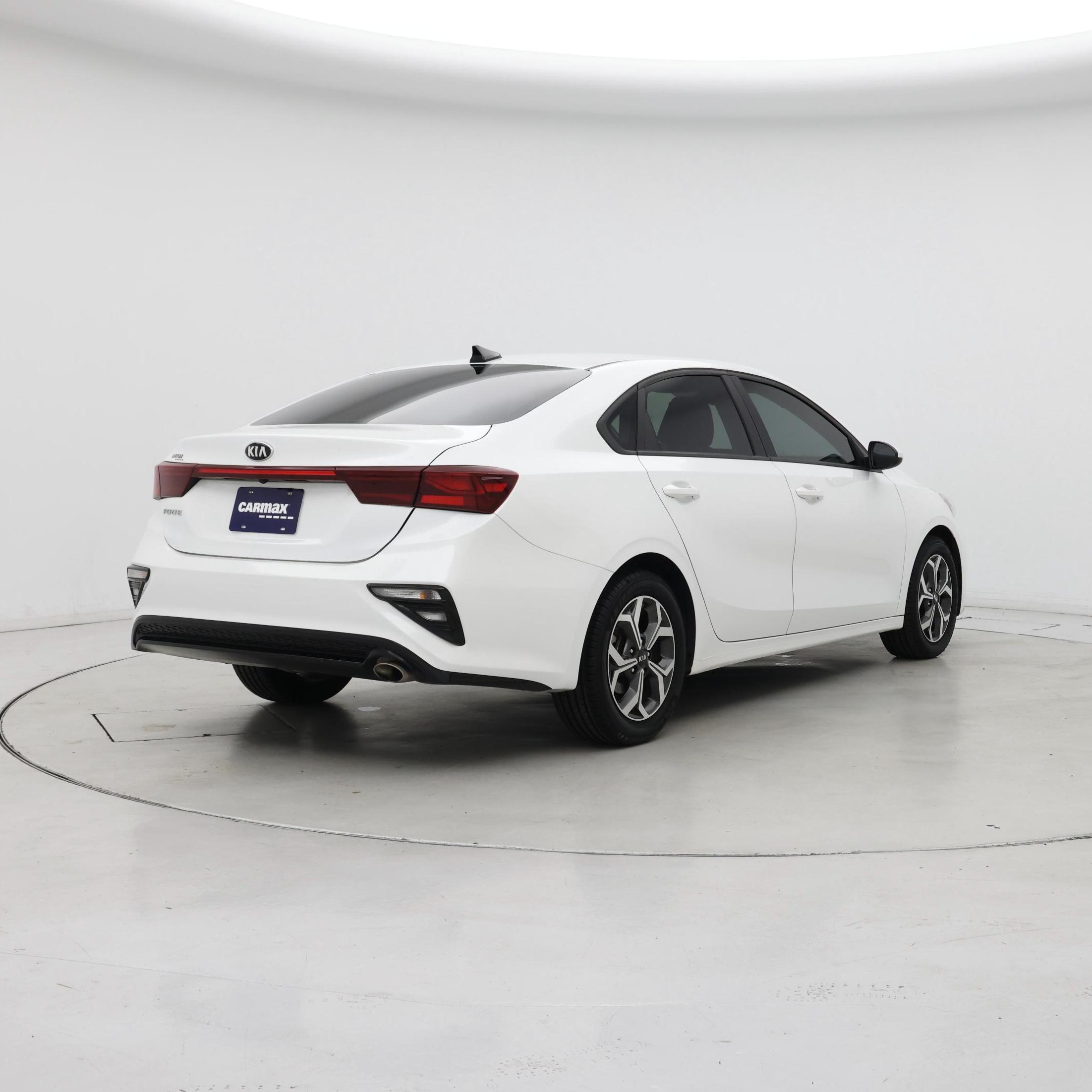 Thumbnail: 2021 Kia Forte - 8