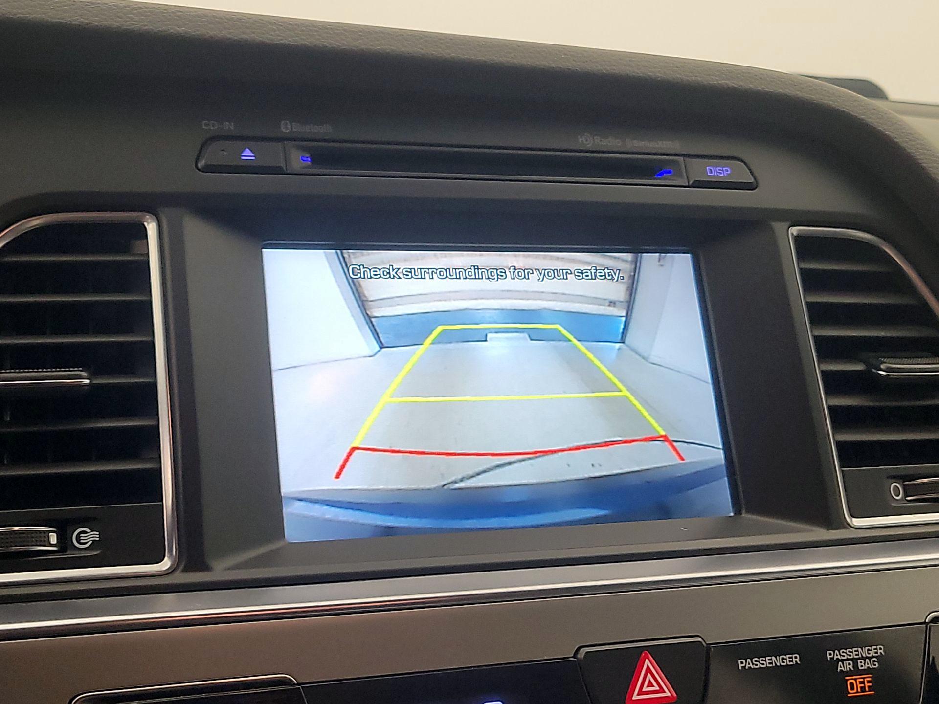 Thumbnail: 2016 Hyundai Sonata - 14