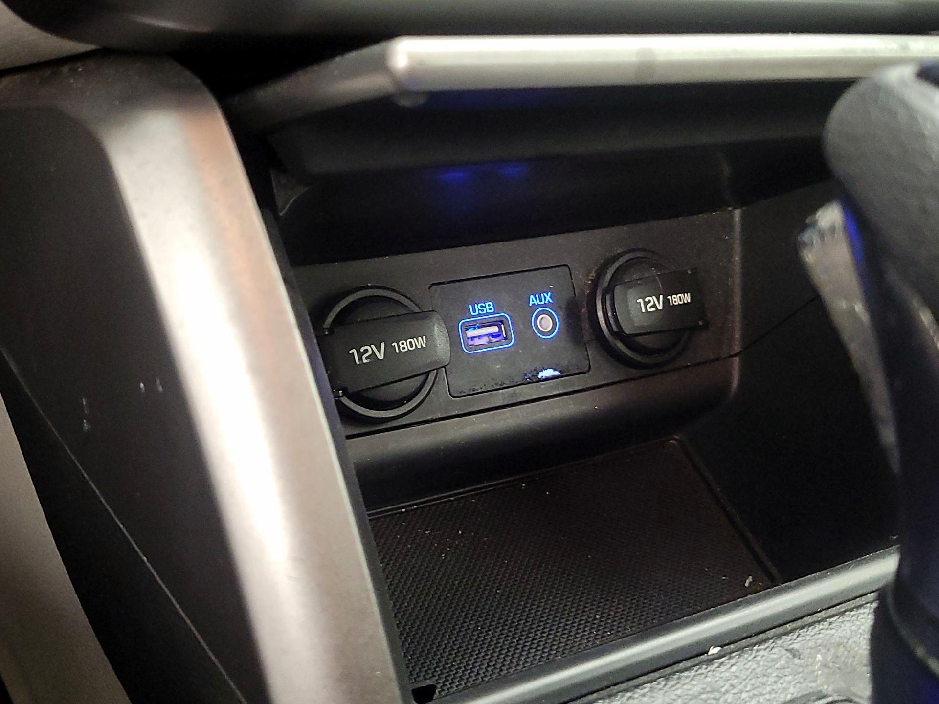 Thumbnail: 2016 Hyundai Sonata - 18