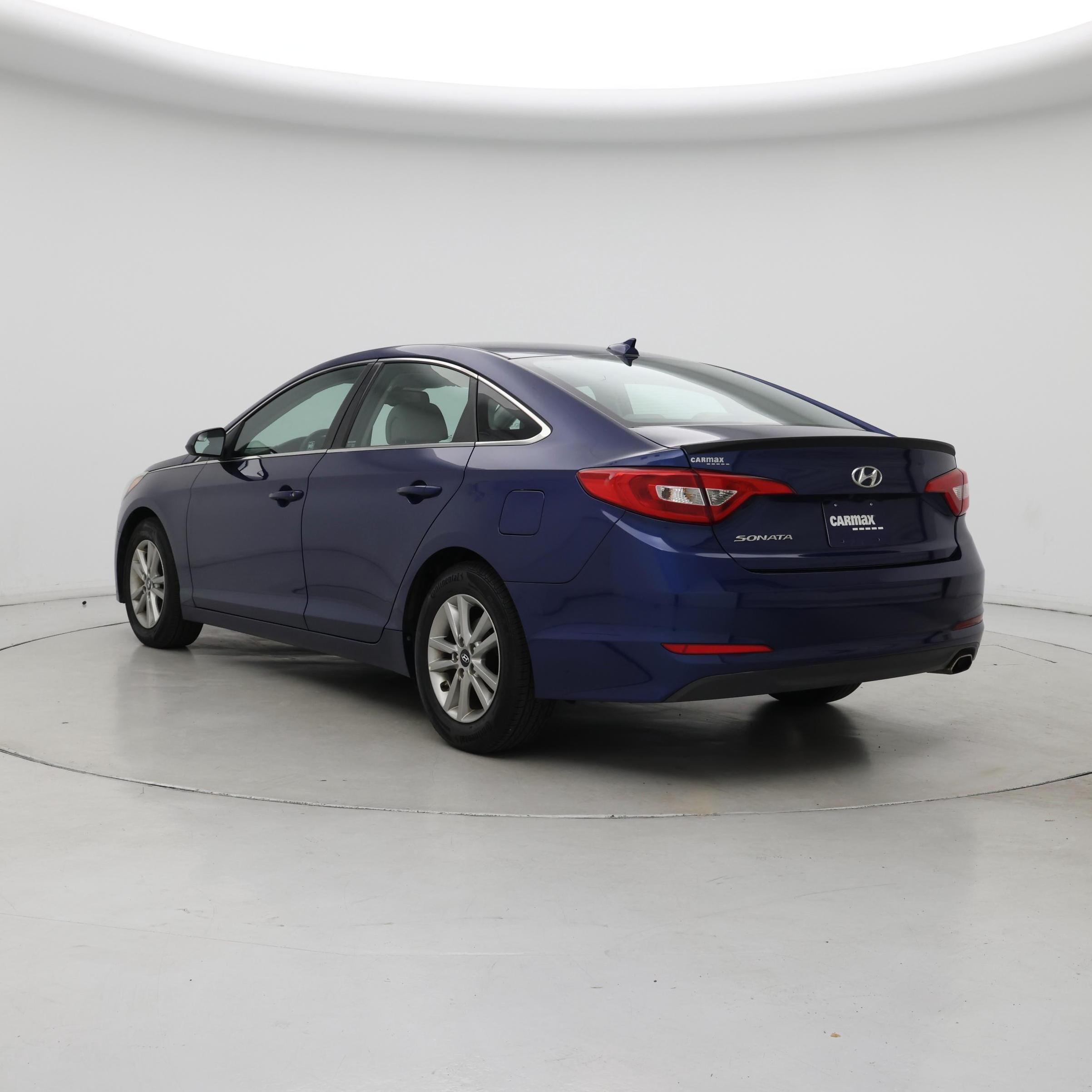 Thumbnail: 2016 Hyundai Sonata - 2