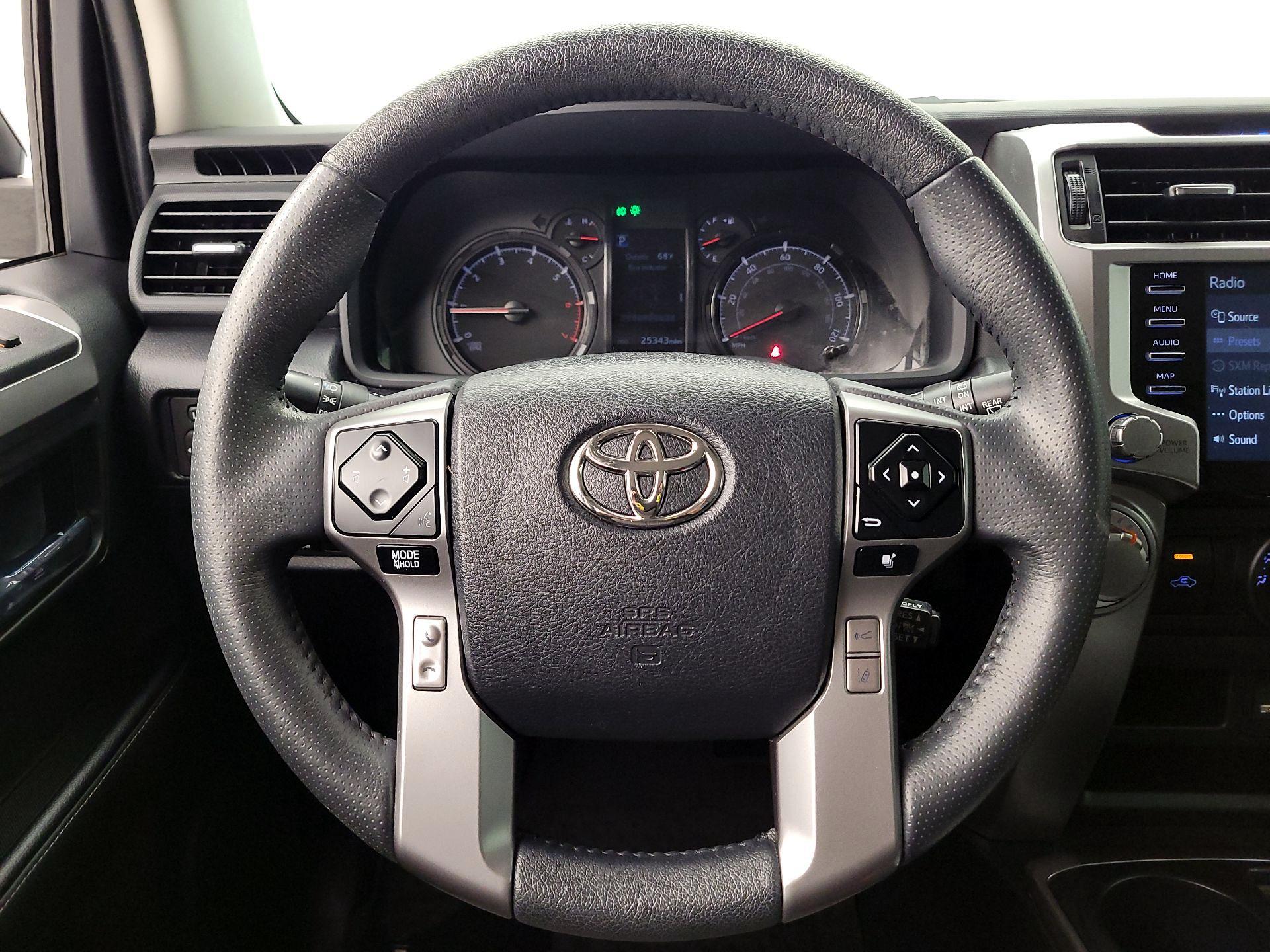 Thumbnail: 2023 Toyota 4Runner - 10