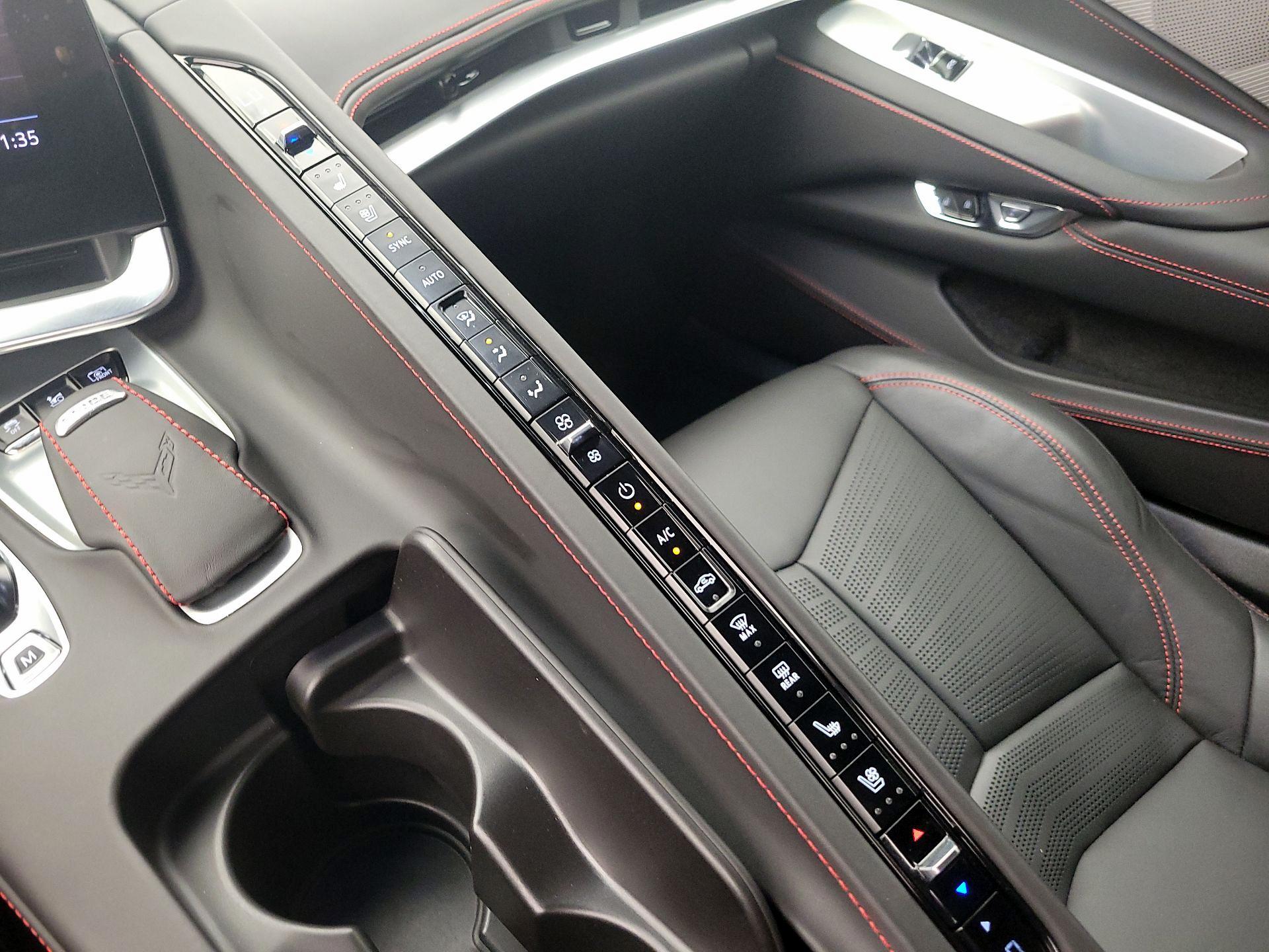 Thumbnail: 2021 Chevrolet Corvette - 17