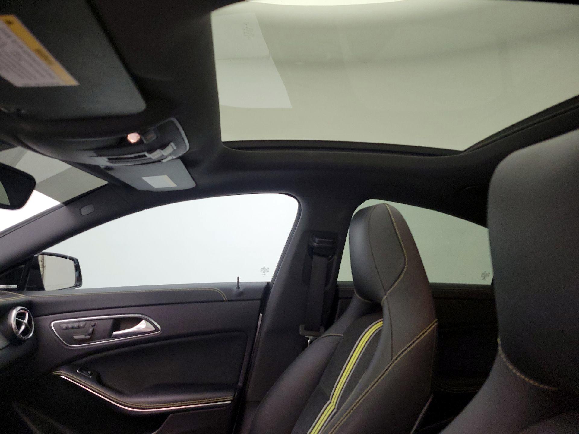 Thumbnail: 2014 Mercedes-Benz CLA - 20