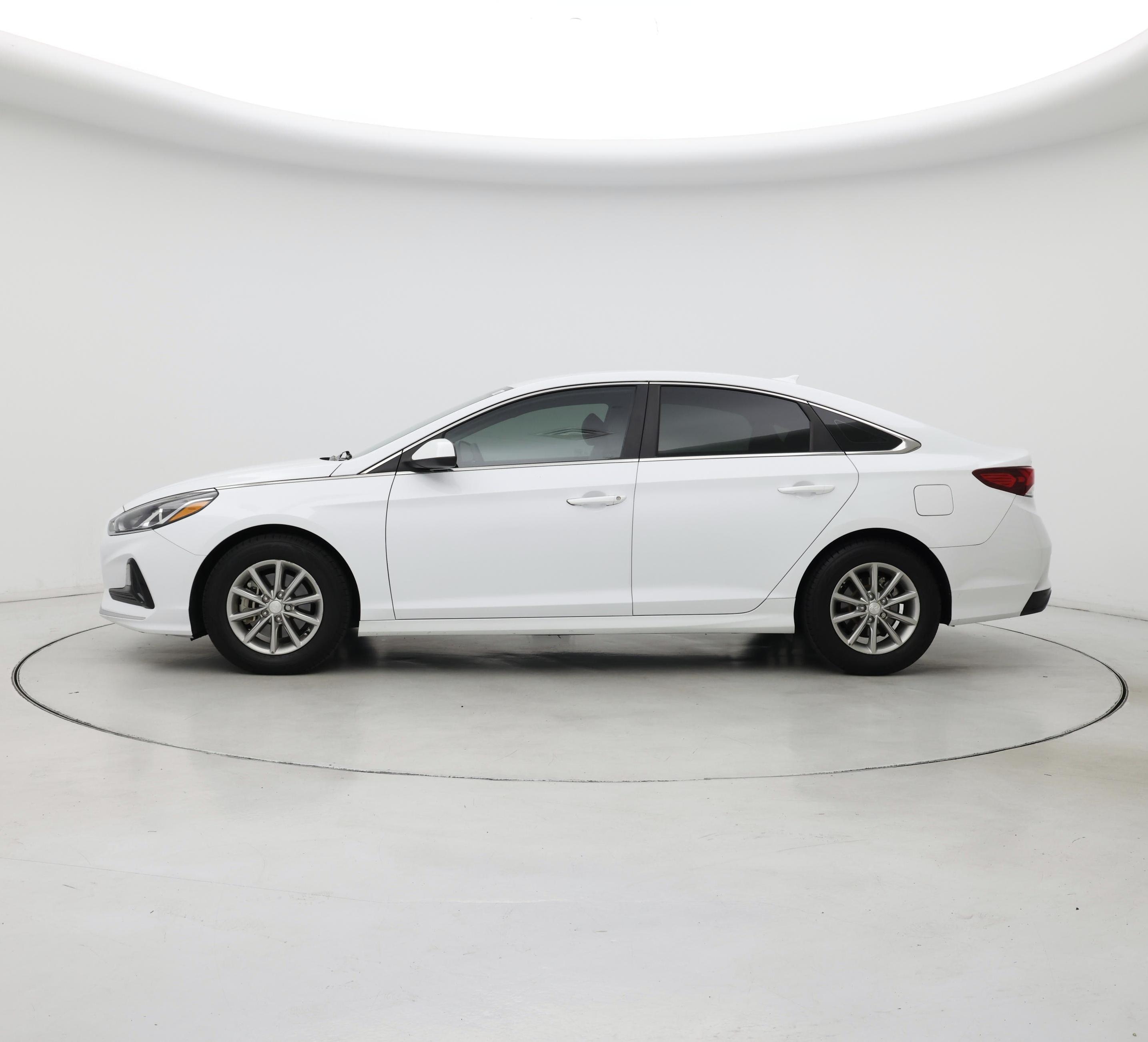 Thumbnail: 2018 Hyundai Sonata - 3