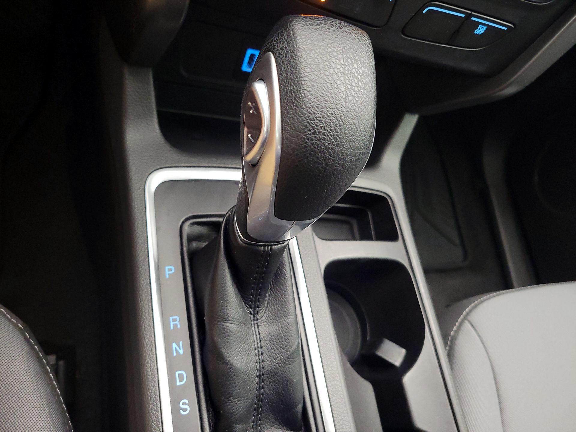 Thumbnail: 2017 Ford Escape - 17