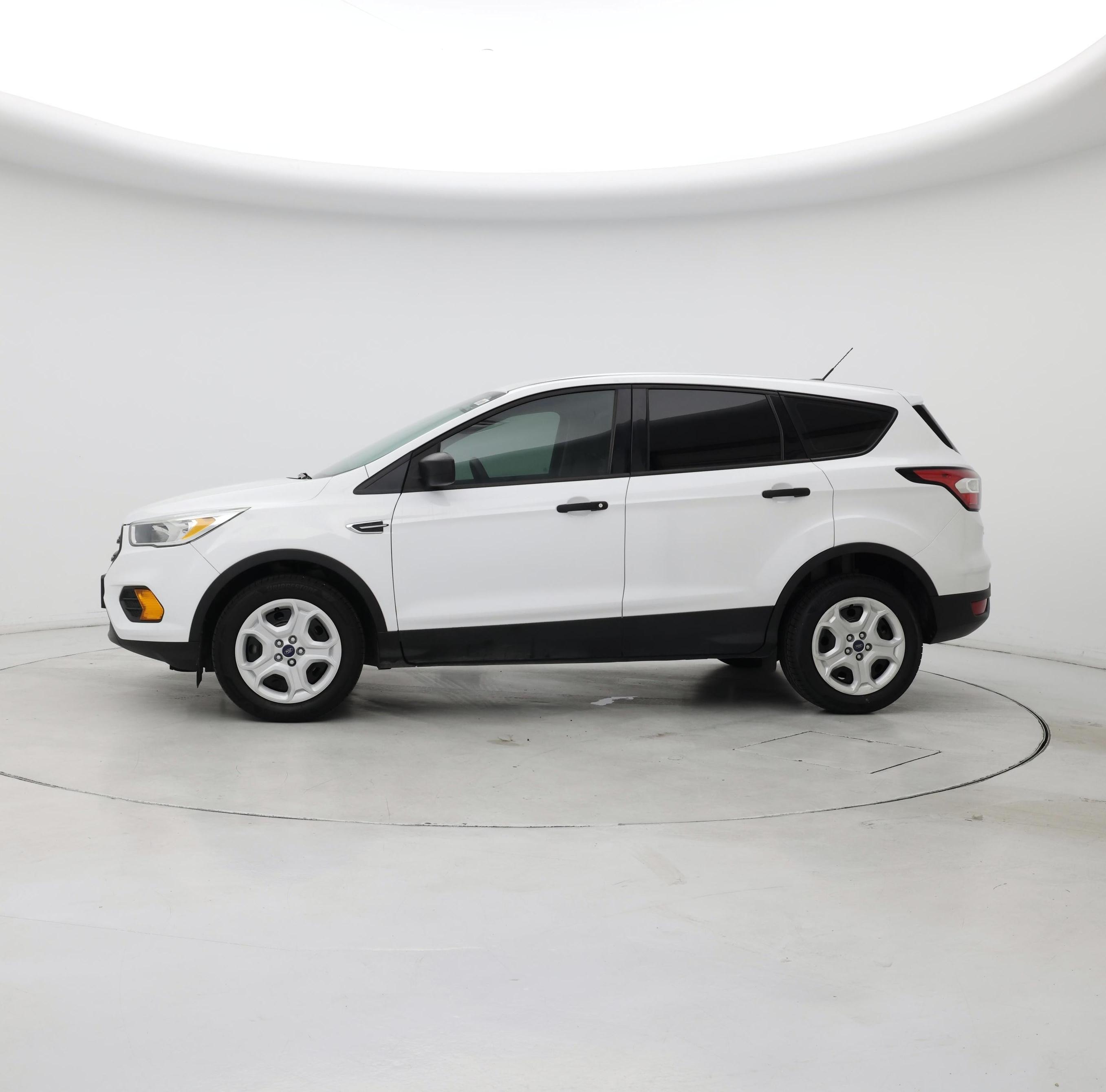 Thumbnail: 2017 Ford Escape - 3