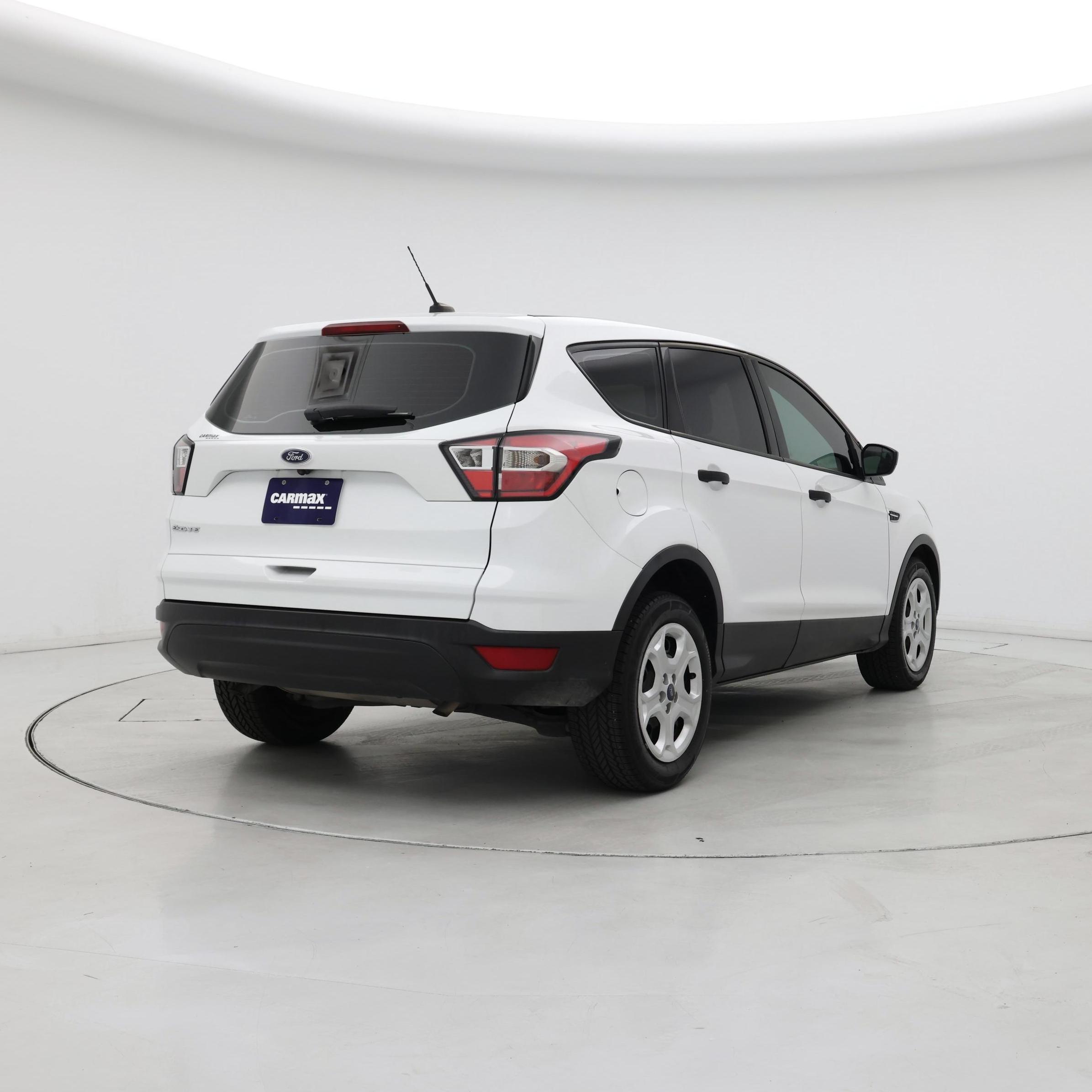 Thumbnail: 2017 Ford Escape - 8