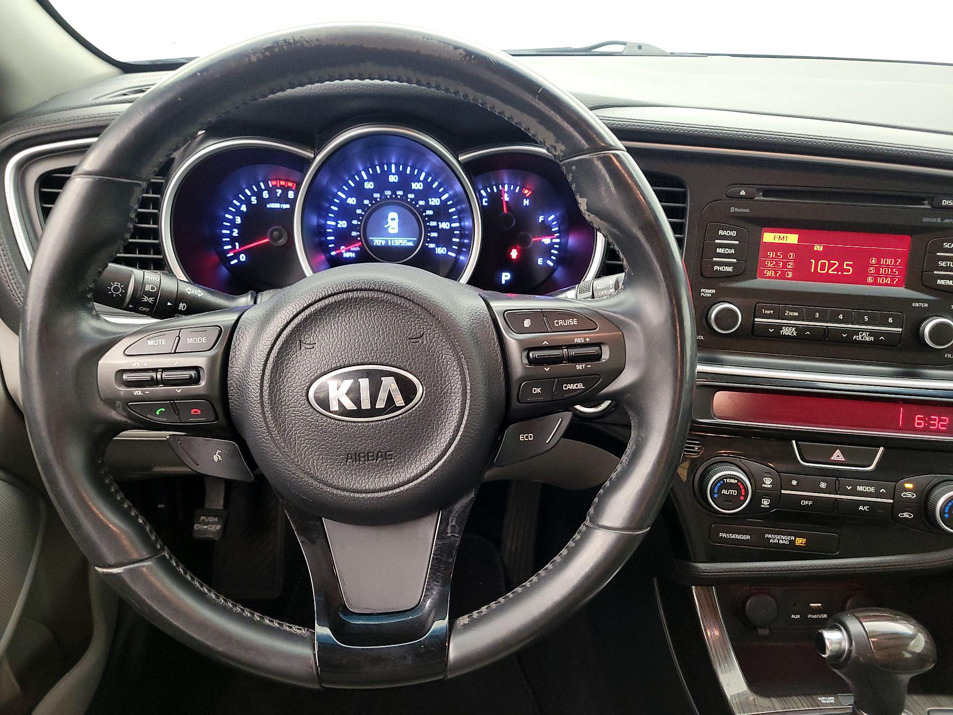 Thumbnail: 2015 Kia Optima - 10