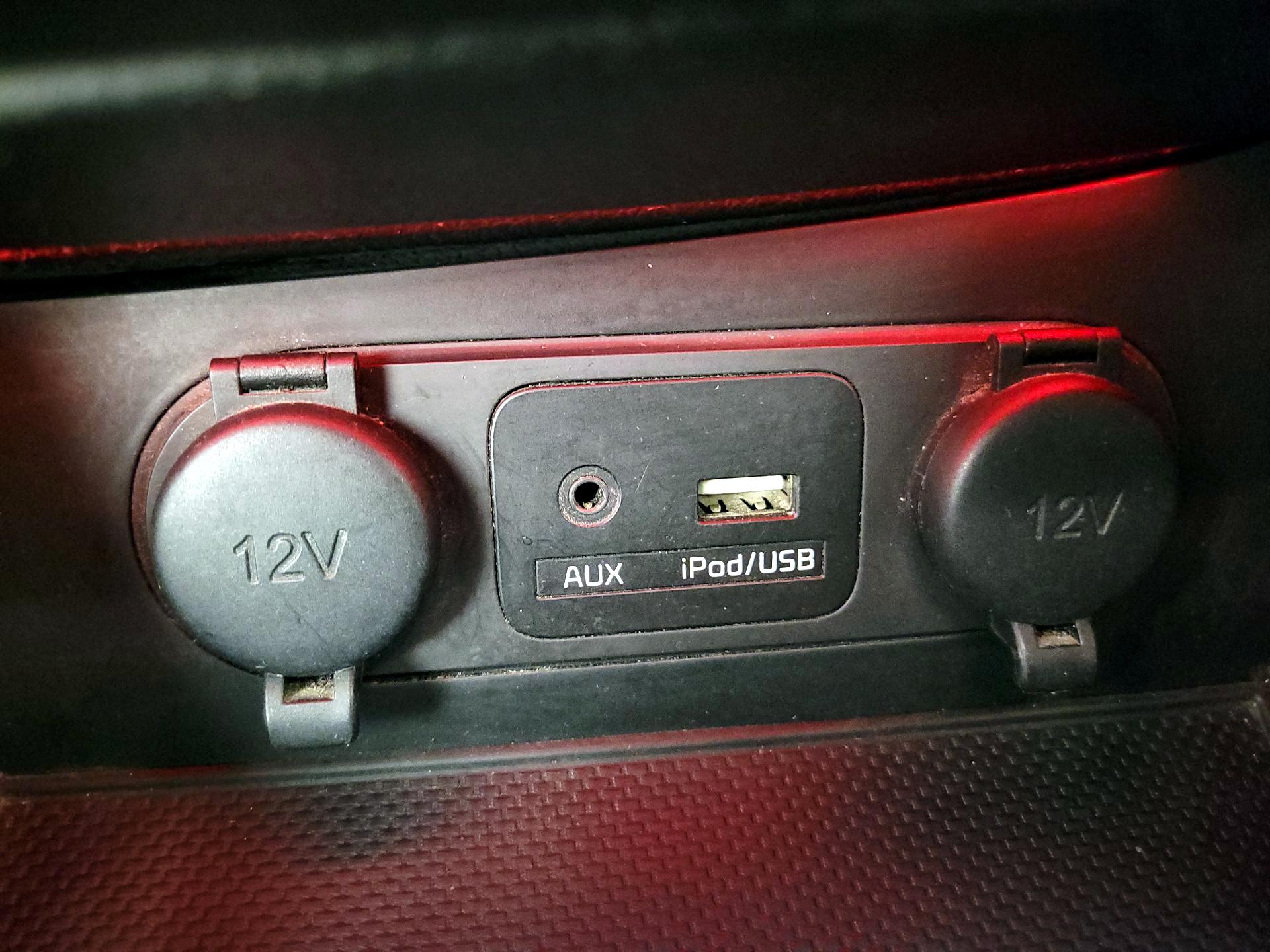 Thumbnail: 2015 Kia Optima - 17