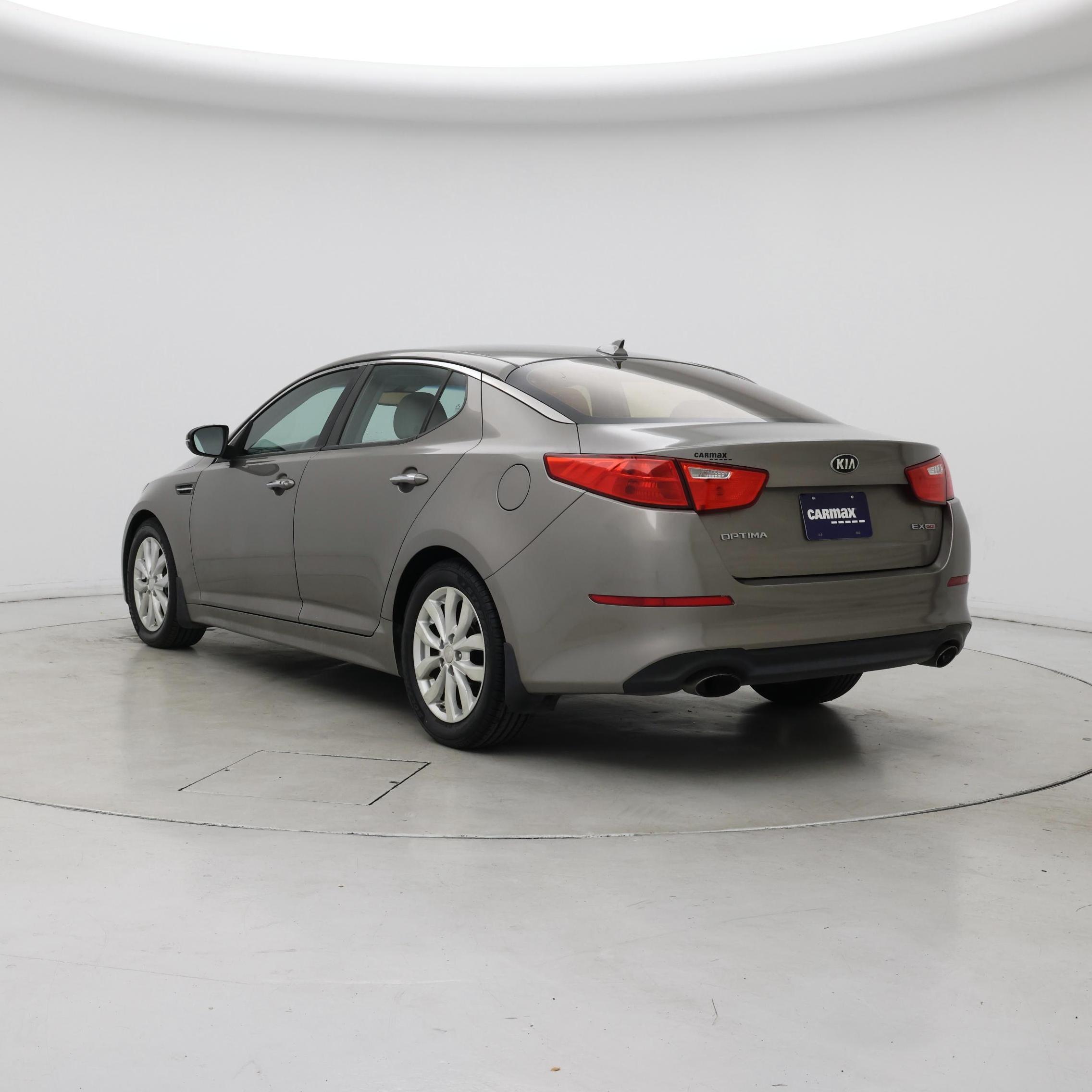 Thumbnail: 2015 Kia Optima - 2
