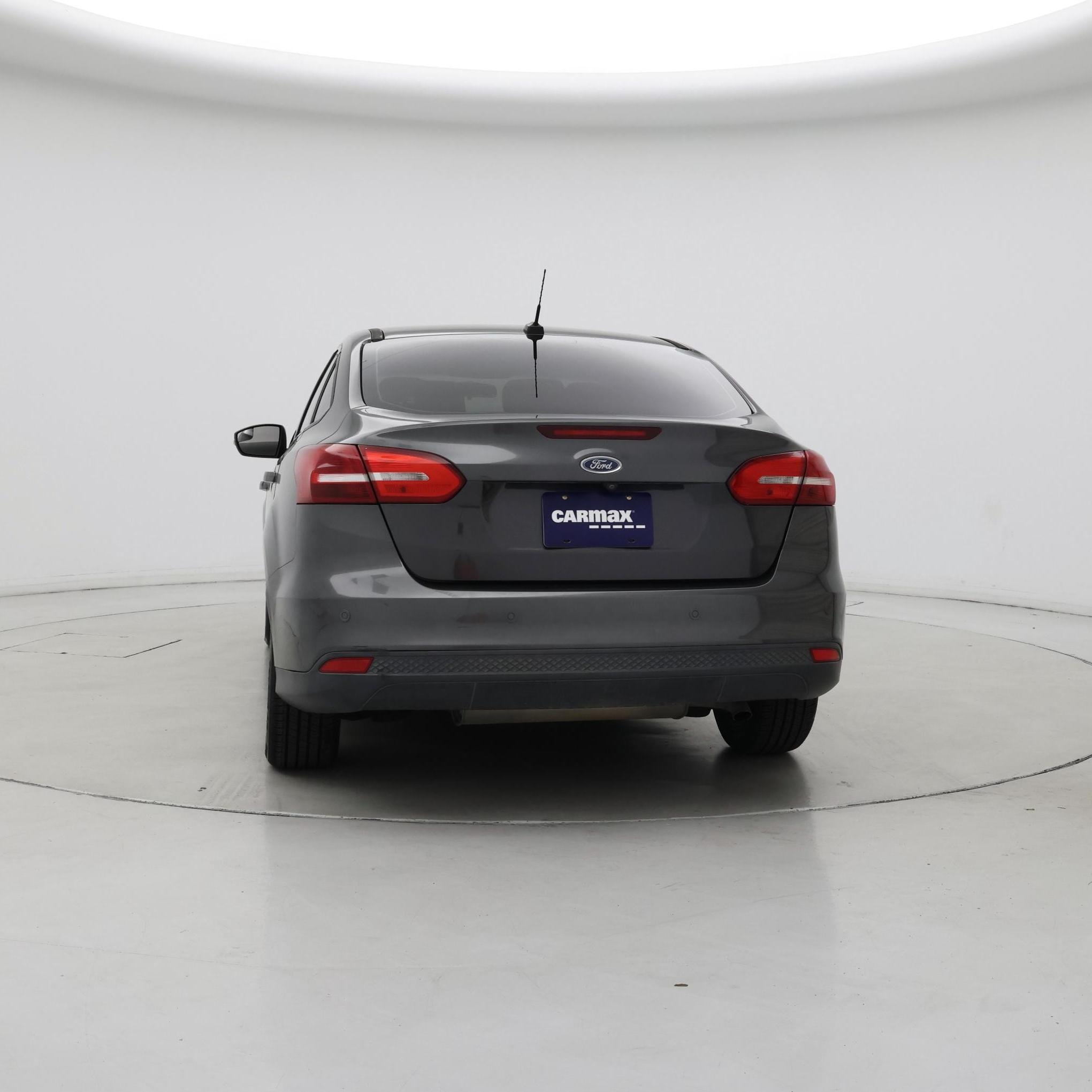 Thumbnail: 2017 Ford Focus - 6