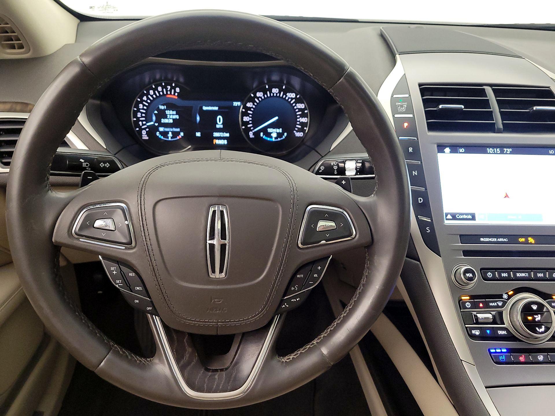 Thumbnail: 2017 Lincoln MKZ - 10
