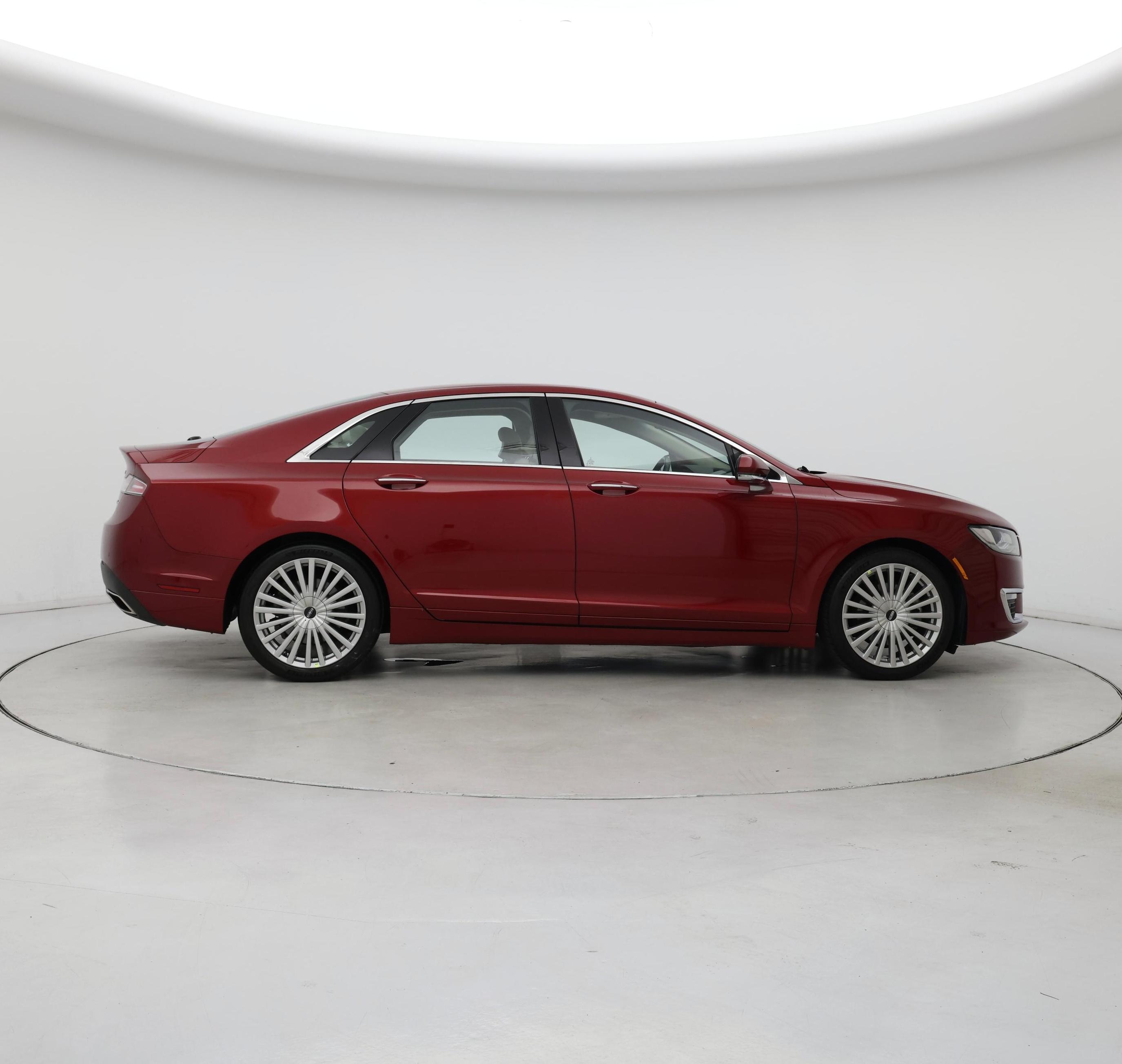 Thumbnail: 2017 Lincoln MKZ - 7