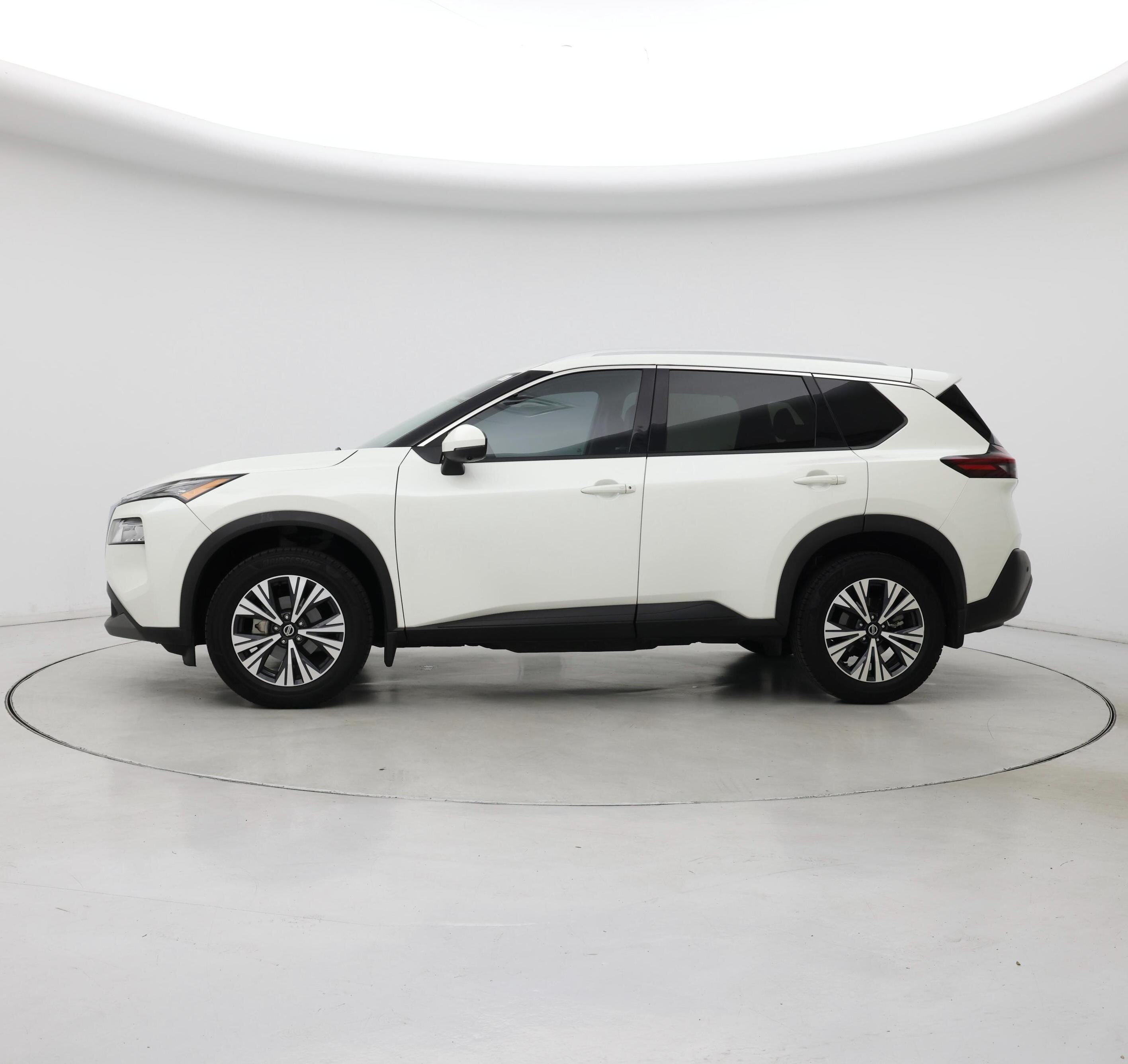 Thumbnail: 2021 Nissan Rogue - 3