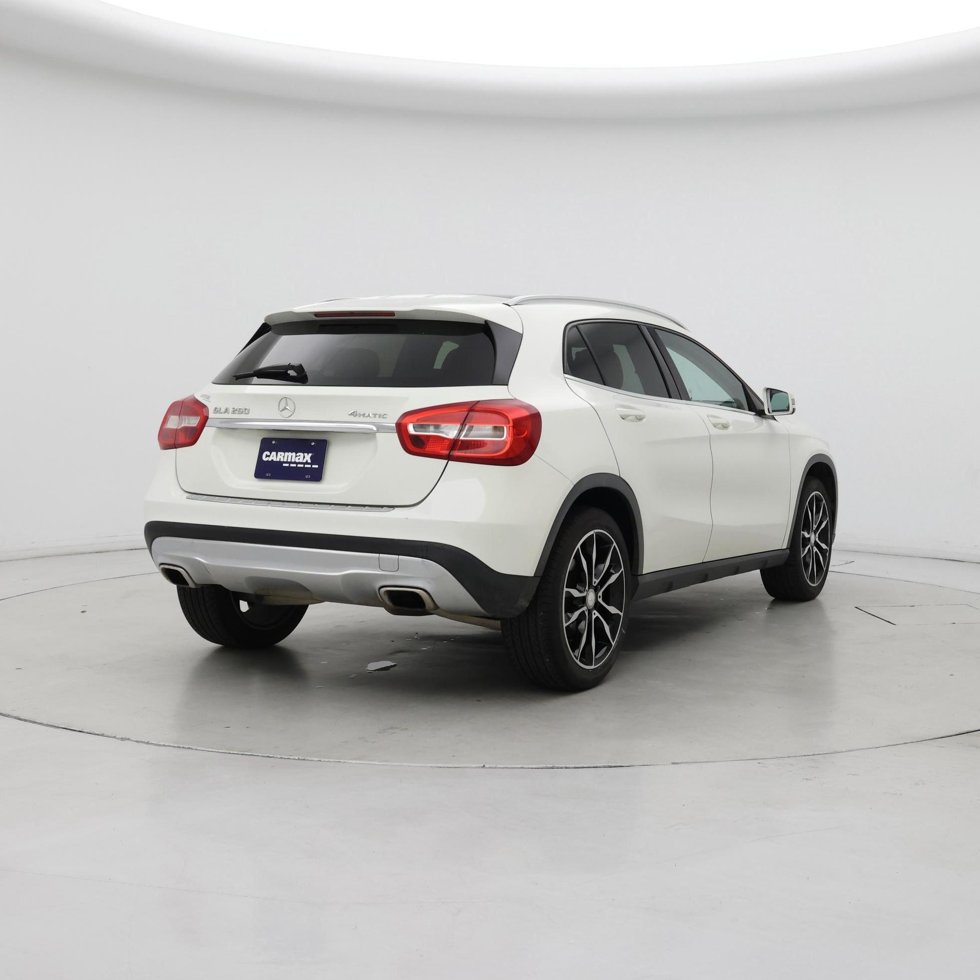 Thumbnail: 2015 Mercedes-Benz GLA - 8