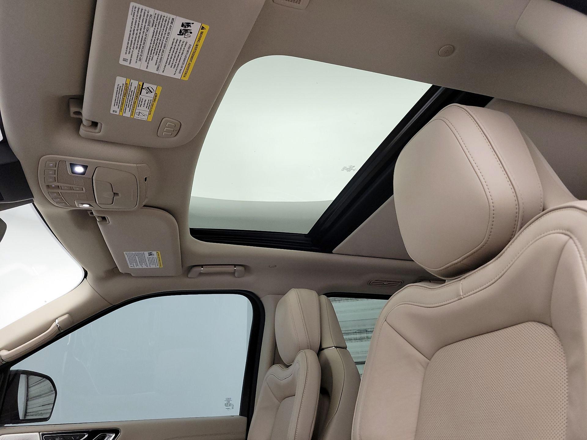 Thumbnail: 2019 Lincoln Navigator - 20