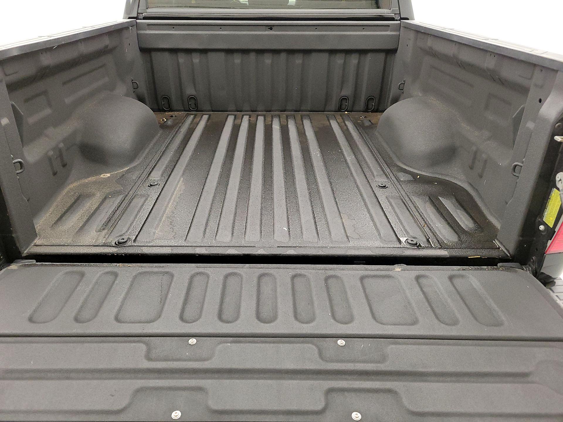 Thumbnail: 2017 Toyota Tundra - 20