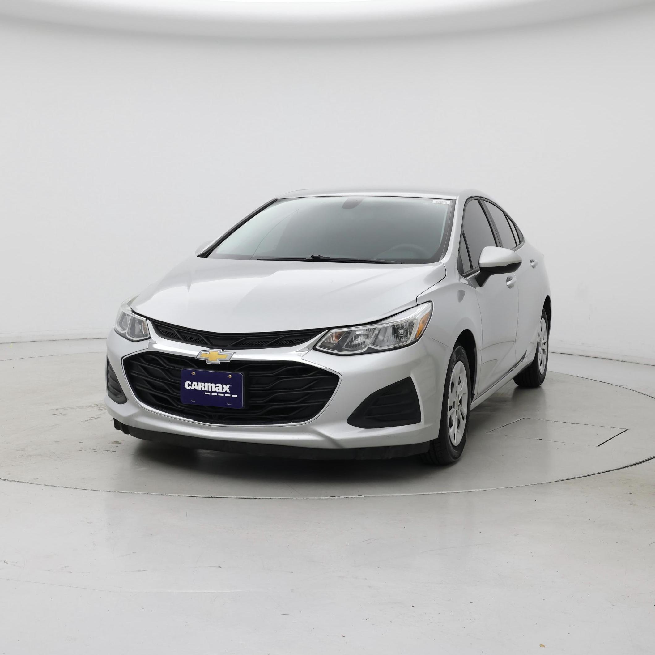 Thumbnail: 2019 Chevrolet Cruze - 4