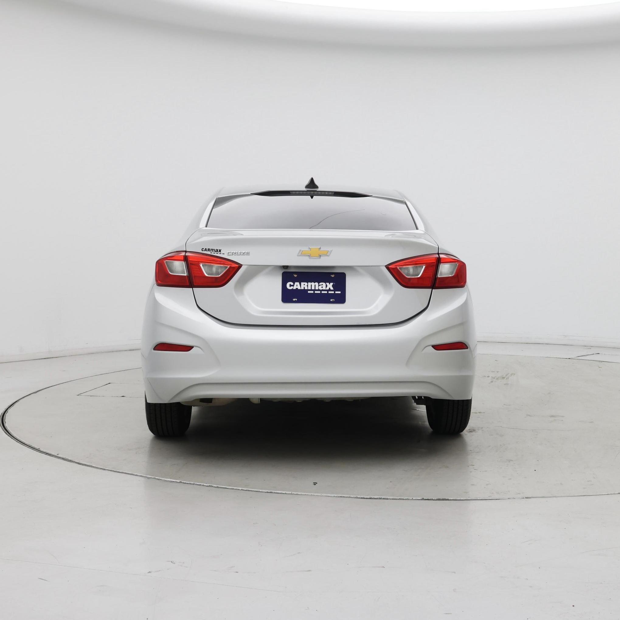 Thumbnail: 2019 Chevrolet Cruze - 6