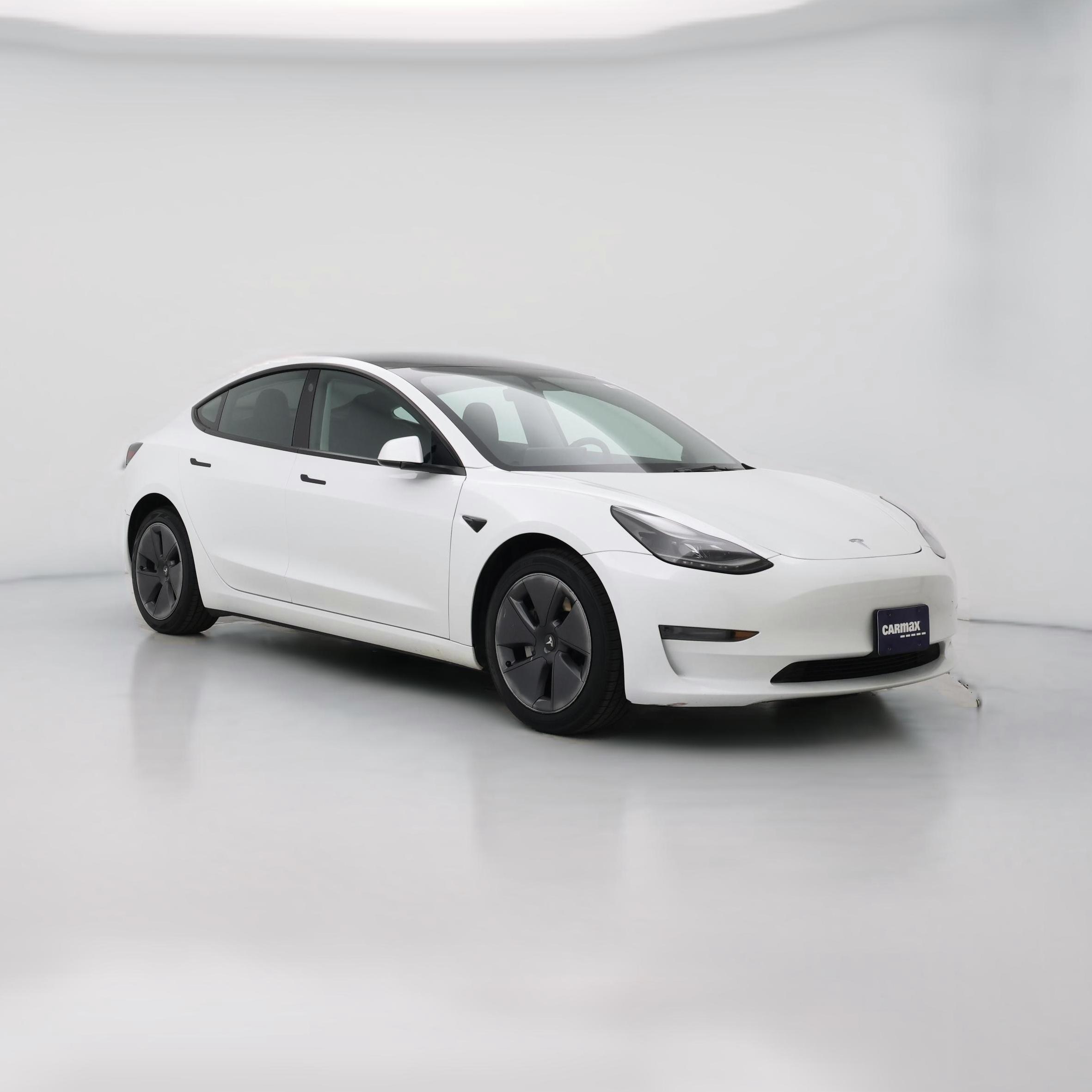 Thumbnail: 2023 Tesla Model 3 - 1