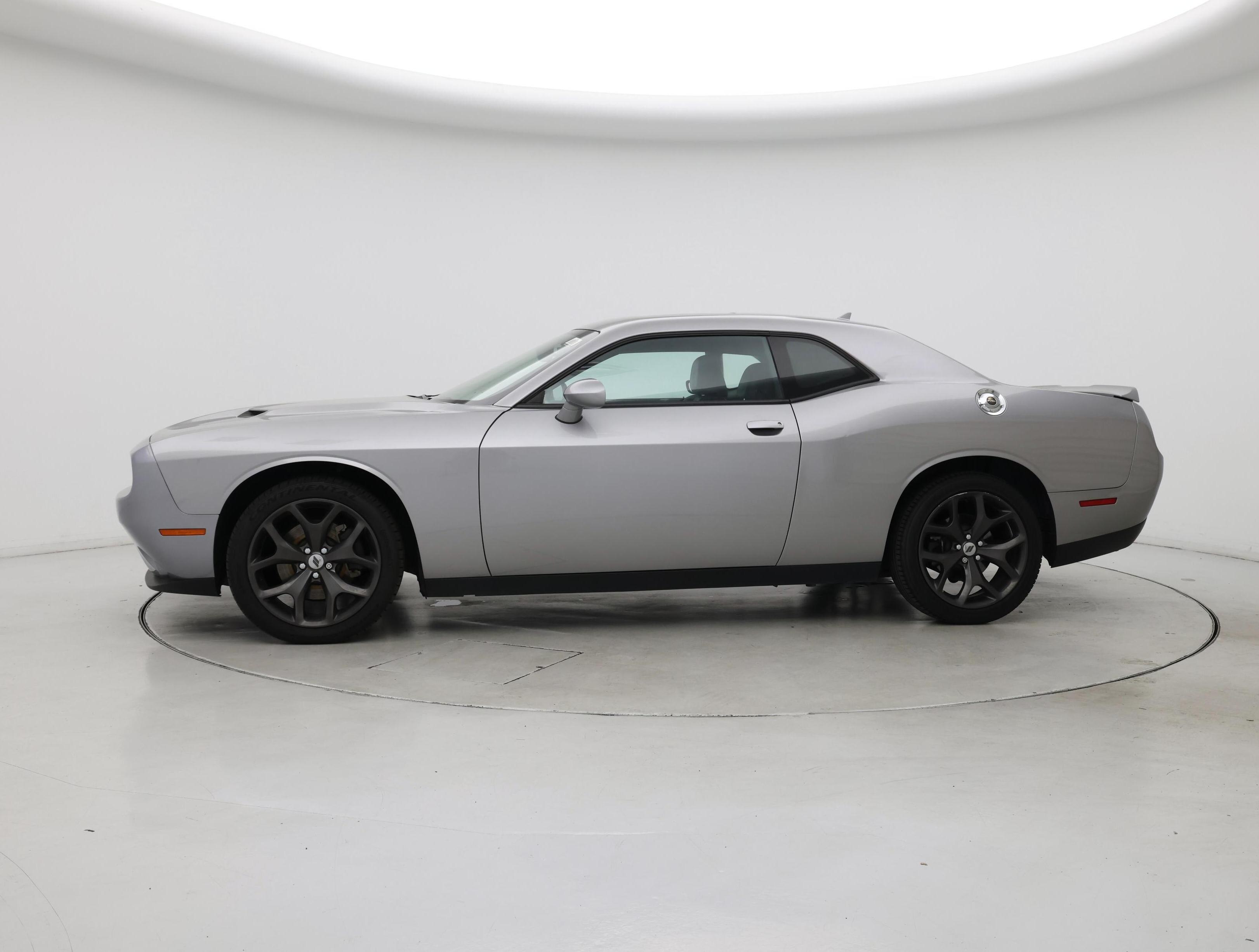 Thumbnail: 2018 Dodge Challenger - 3