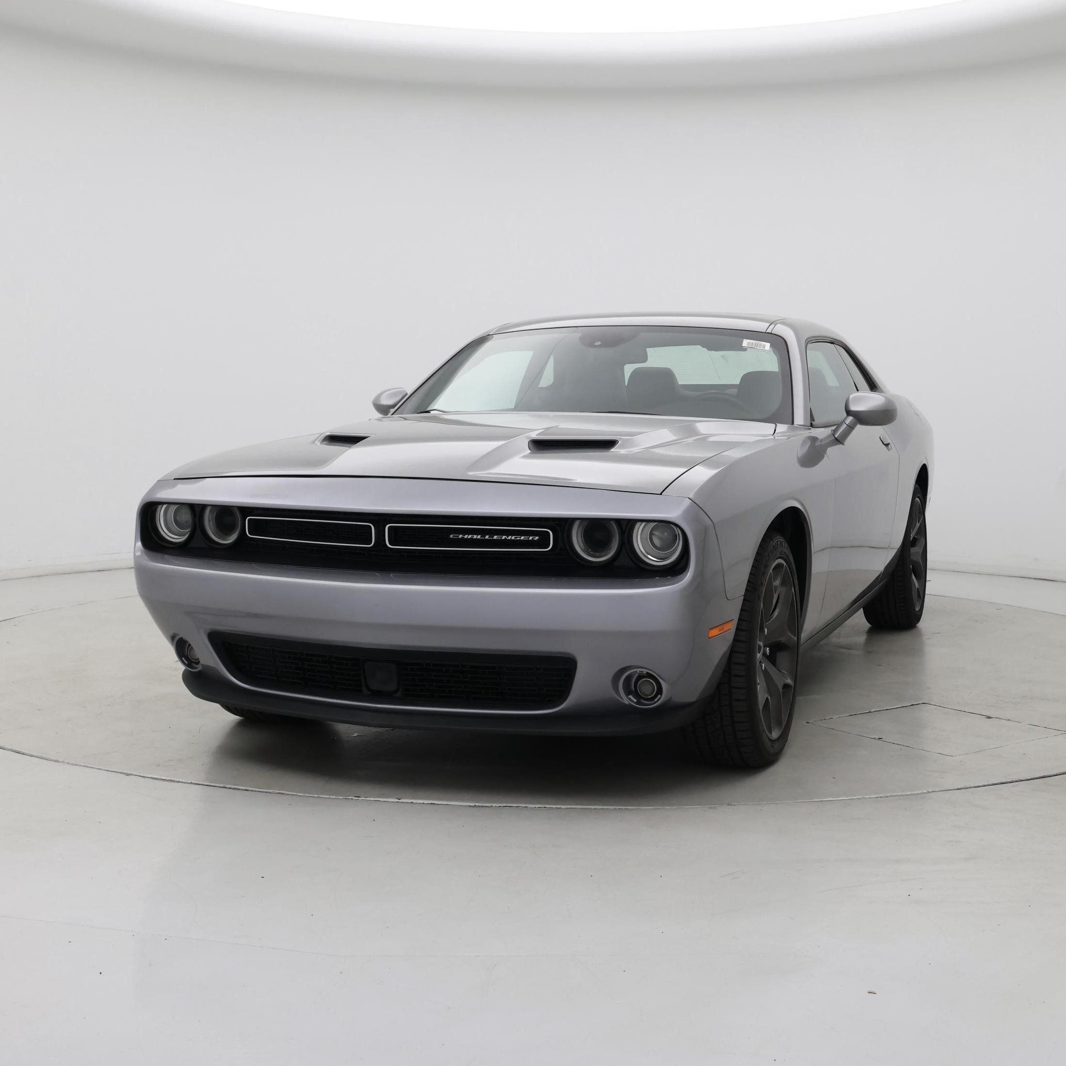 Thumbnail: 2018 Dodge Challenger - 4
