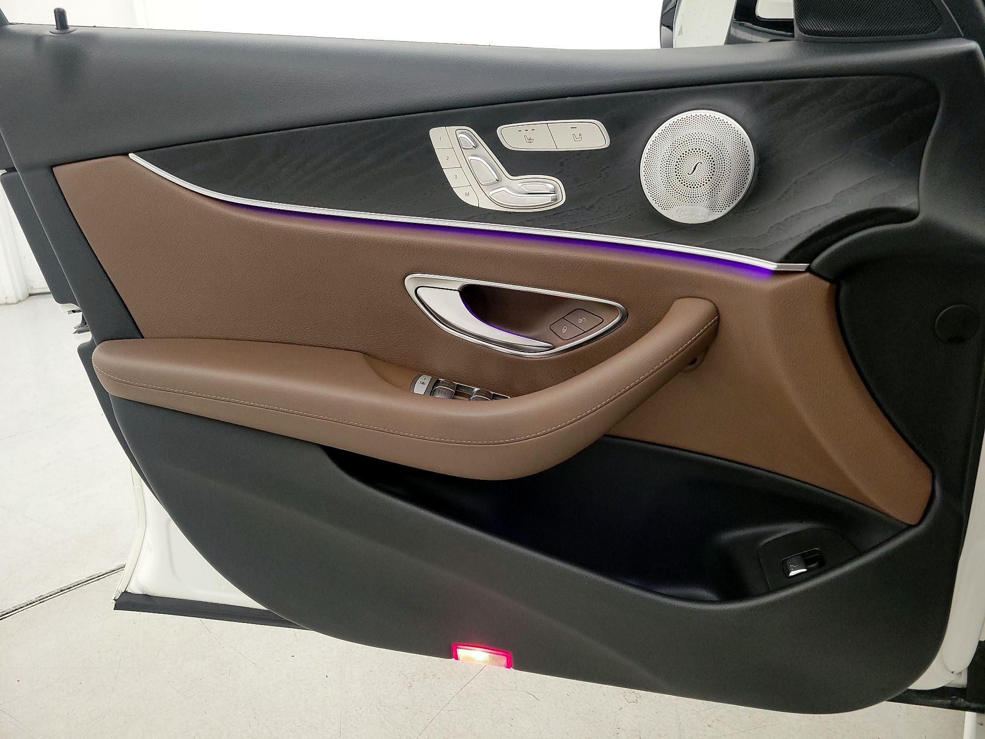 Thumbnail: 2017 Mercedes-Benz E-Class - 12