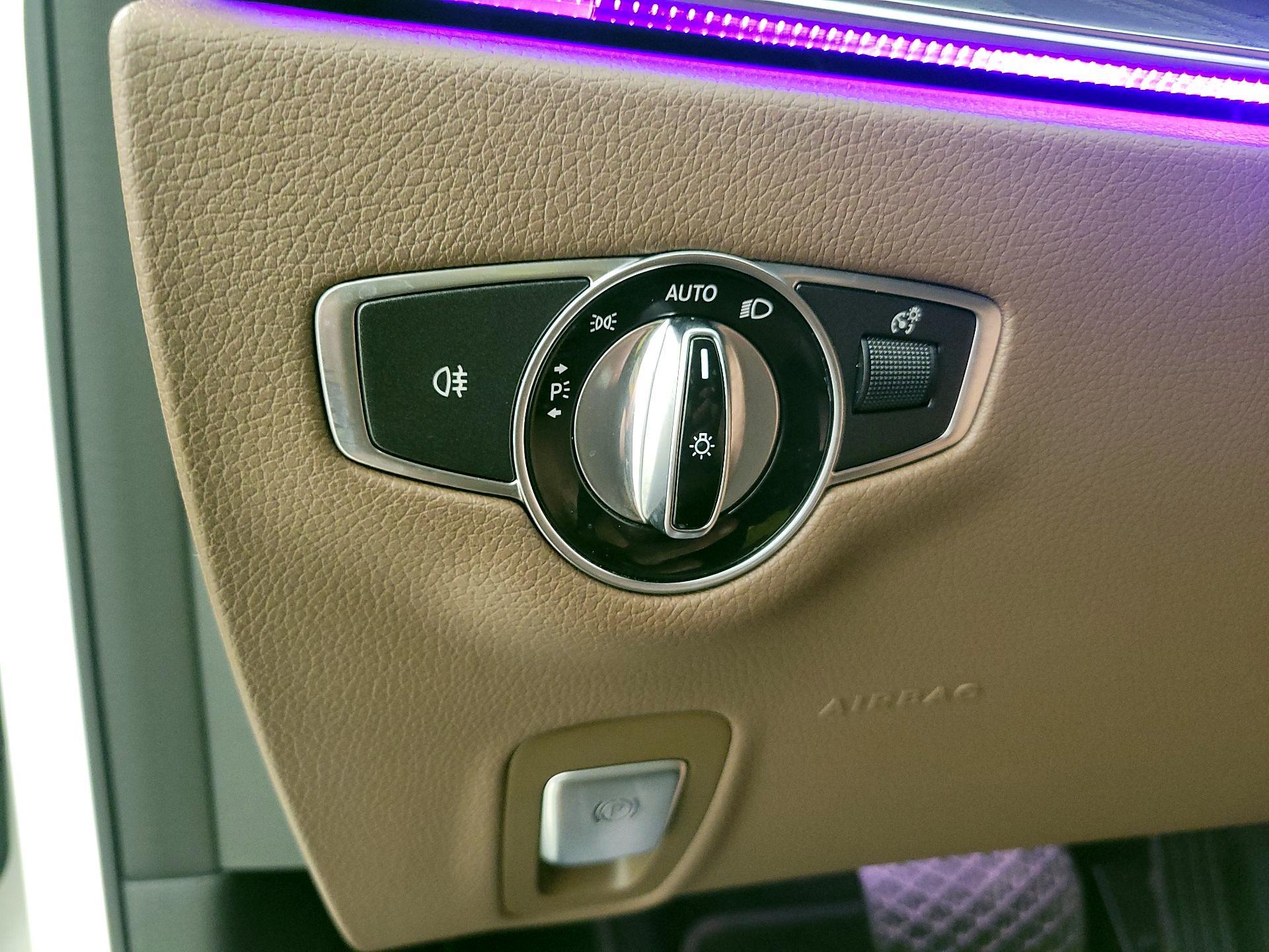 Thumbnail: 2017 Mercedes-Benz E-Class - 13