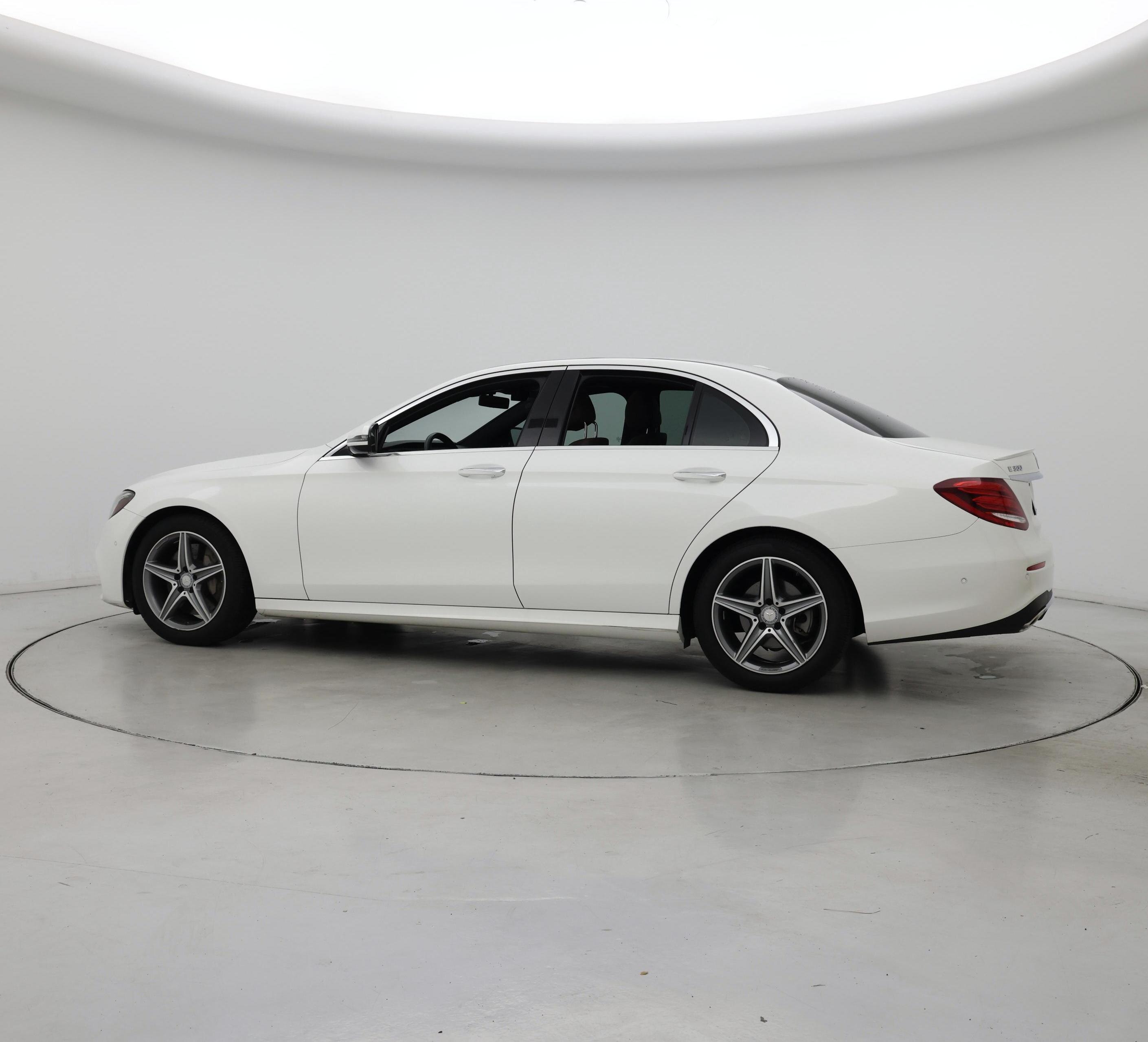 Thumbnail: 2017 Mercedes-Benz E-Class - 7