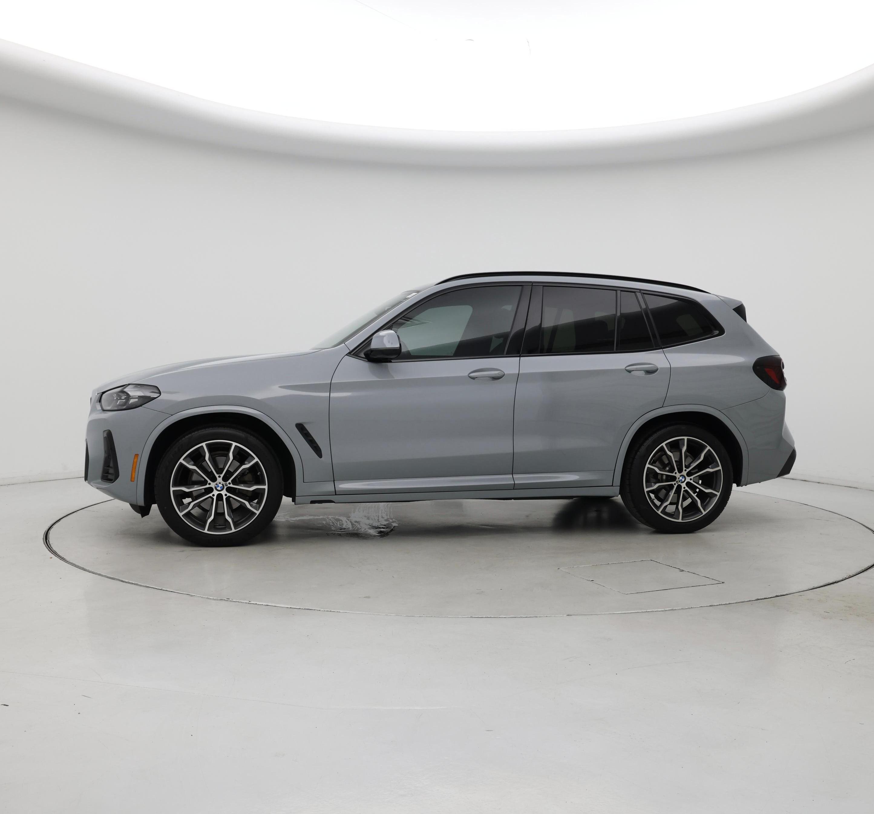 Thumbnail: 2022 BMW X3 - 3