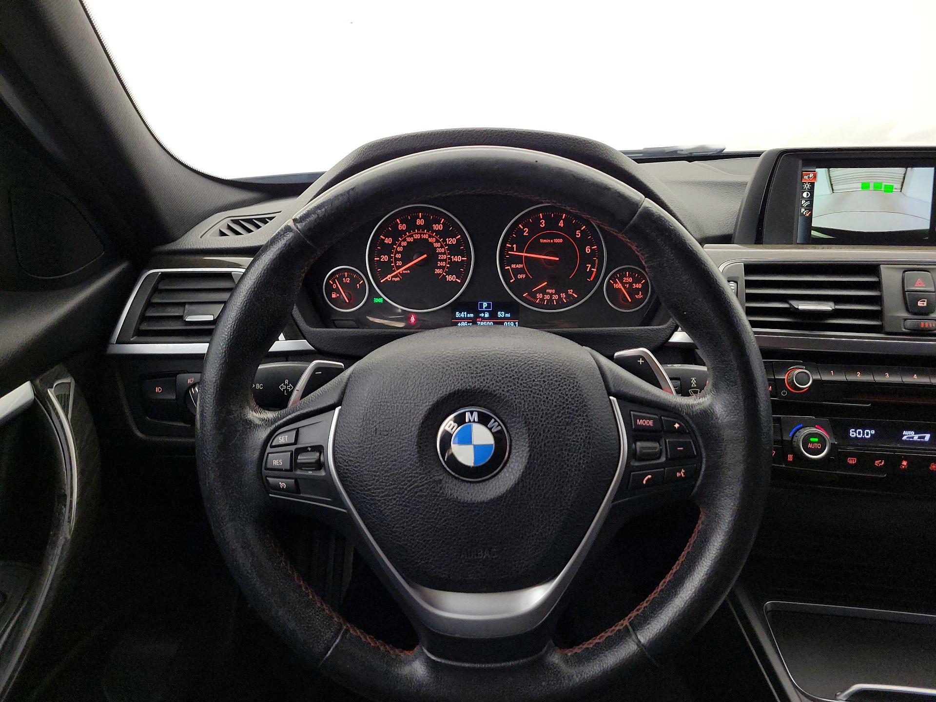 Thumbnail: 2016 BMW 3 Series - 10